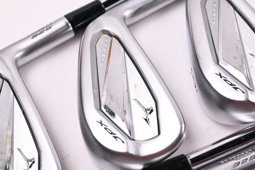 Mizuno JPX 925 Forged Irons / 4-PW / Regular Flex Project X LZ 115 Shafts