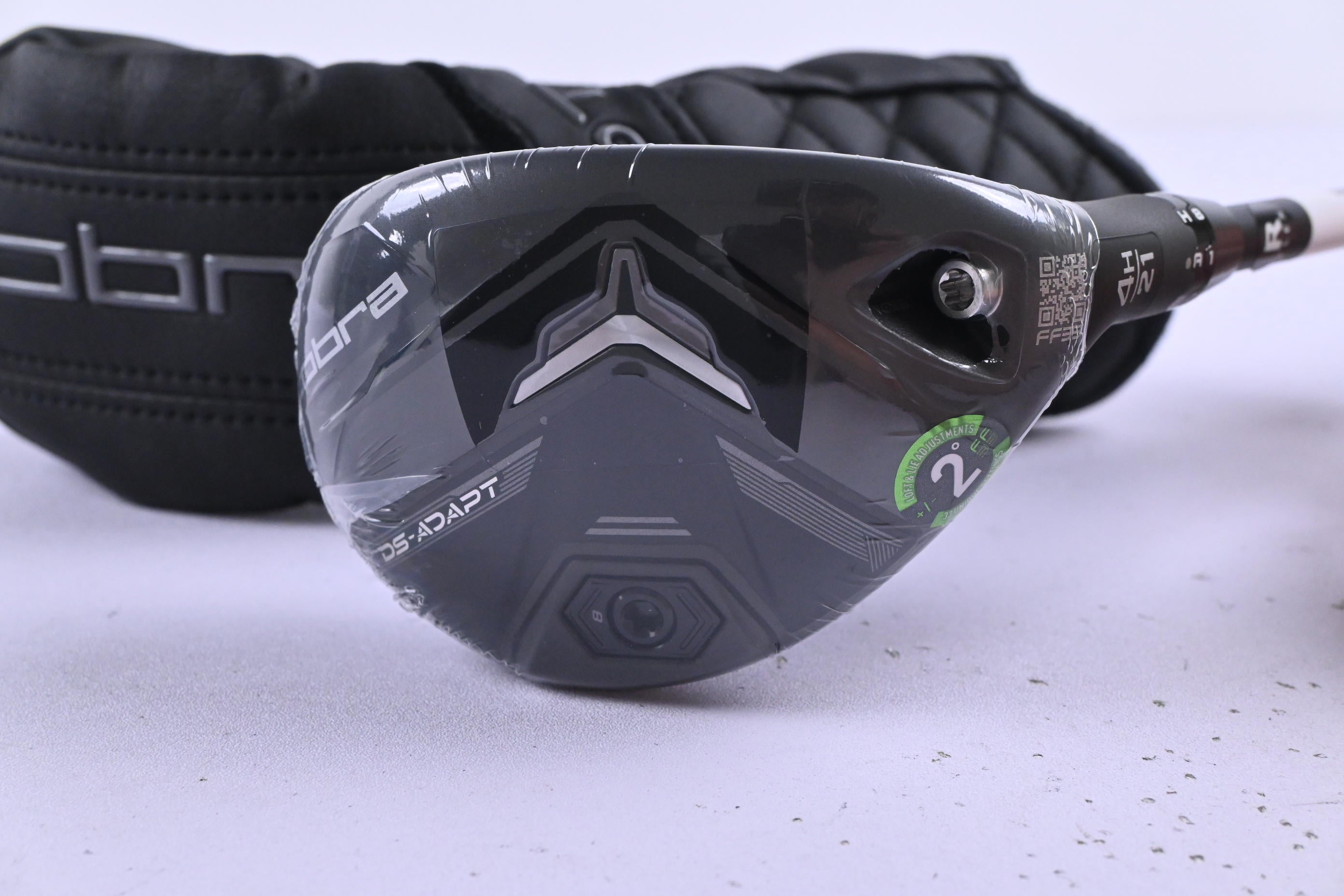 Cobra DS-Adapt #4 Hybrid / 21 Degree / Regular Flex KBS PGH 75 Shaft