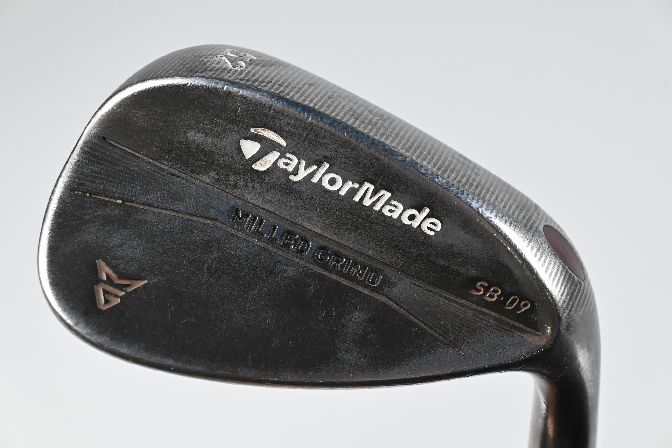 Taylormade Milled Grind Gap Wedge / 52 Degree / Stiff Flex Dynamic Gold Shaft