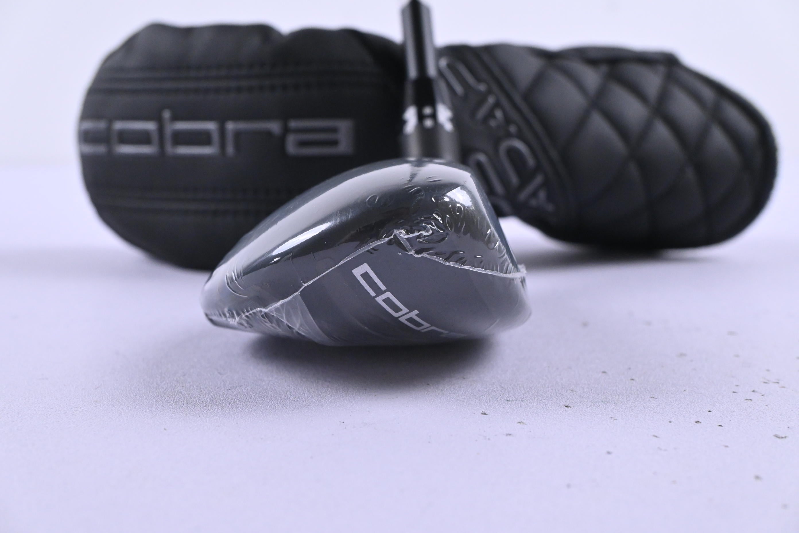 Cobra DS-Adapt #4 Hybrid / 21 Degree / Regular Flex KBS PGH 75 Shaft