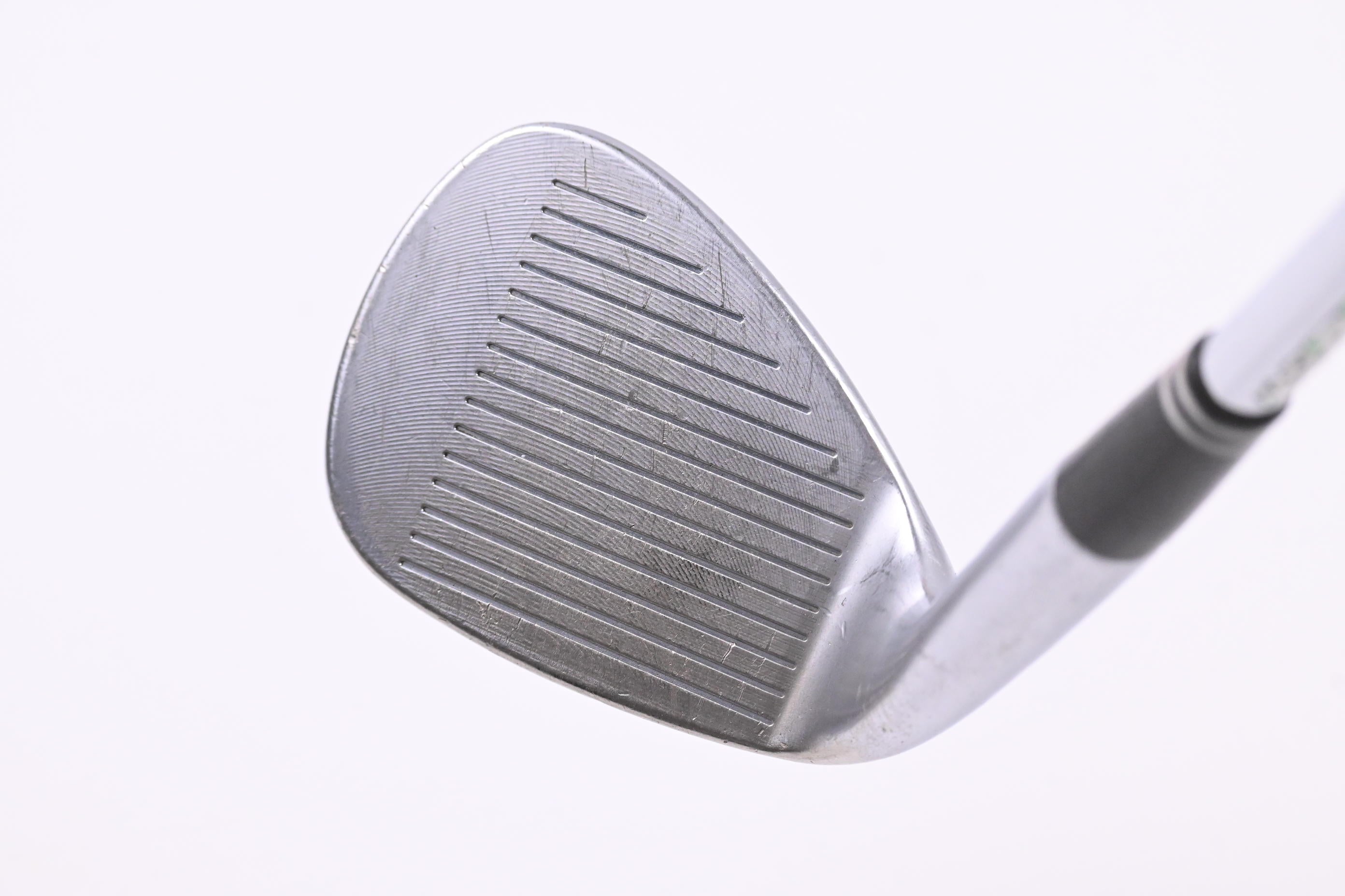 Cleveland 588 RTX Sand Wedge / 56 Degree / Wedge Flex Dynamic Gold Shaft