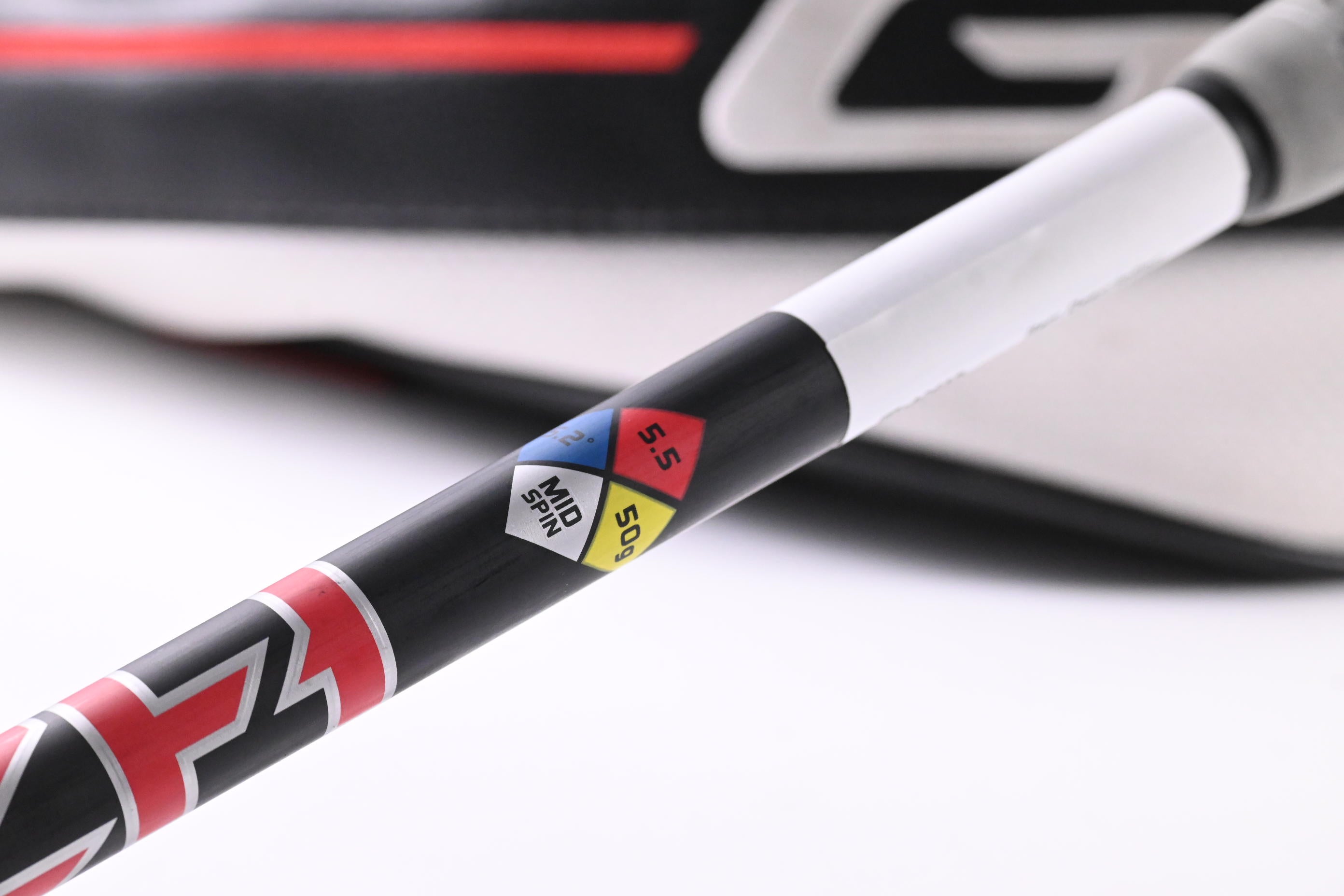 Titleist GT4 Driver / 9 Degree / Regular Flex Project X HZRDUS CB Red 50 Shaft