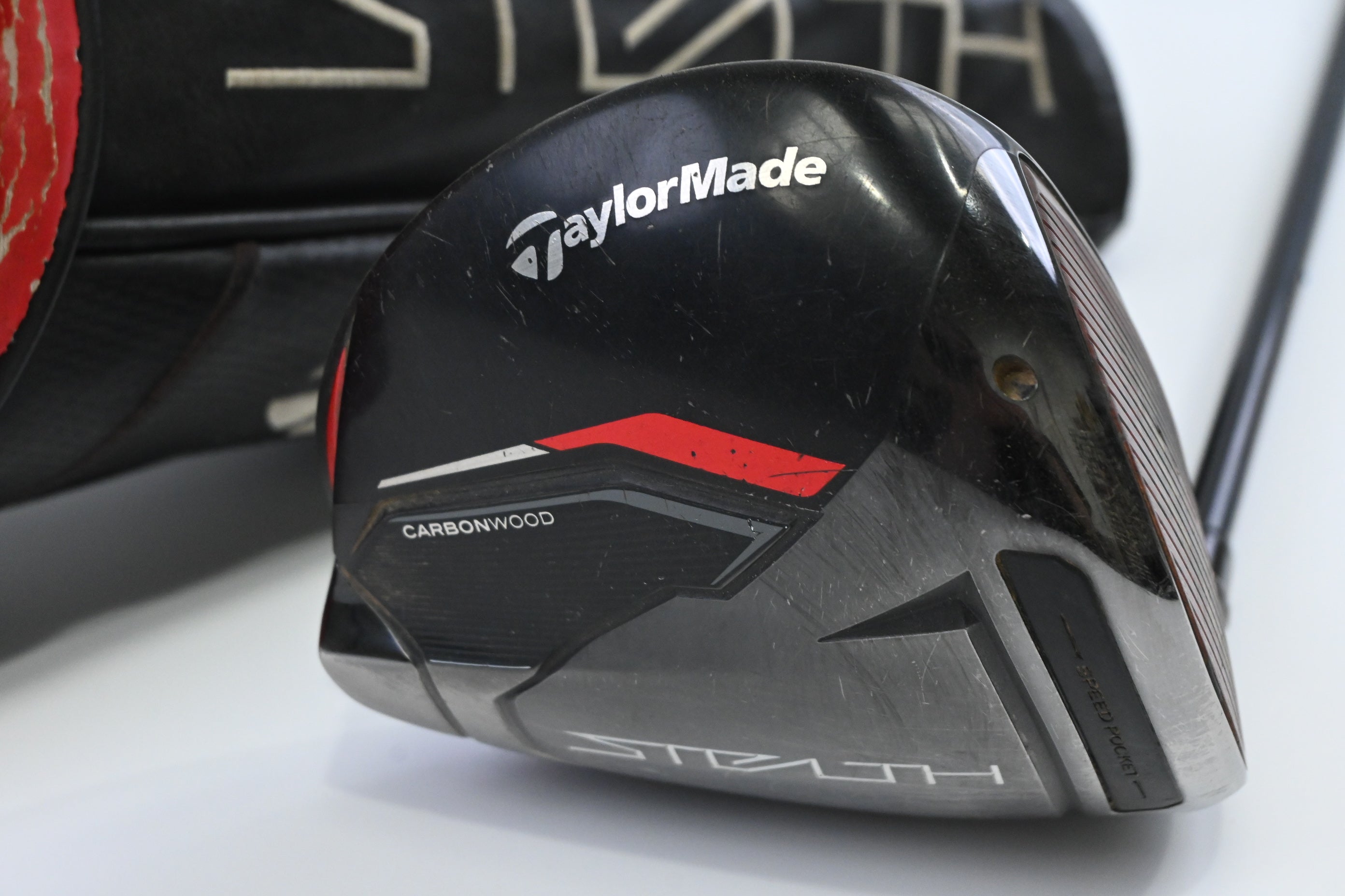 Taylormade Stealth HD Driver / 10.5 Degree / Regular Flex Fujikura Ventus Red 5