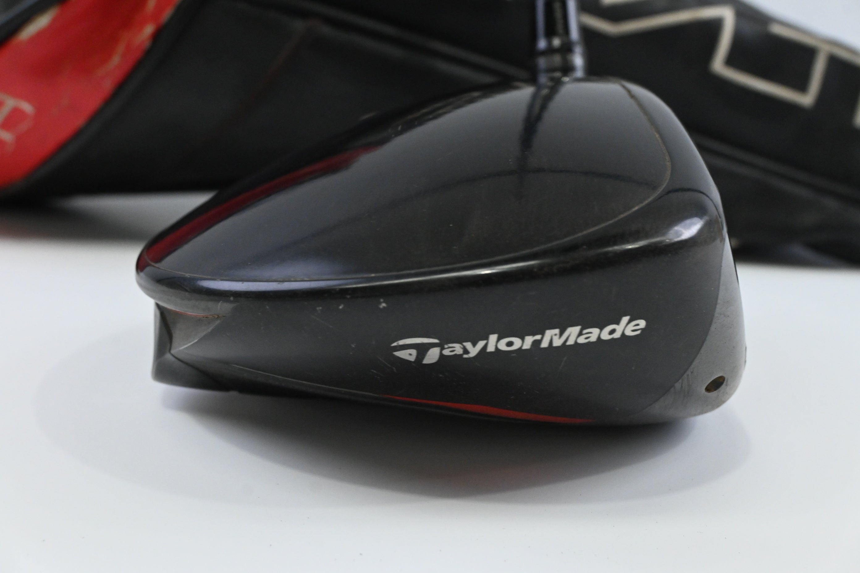 Taylormade Stealth HD Driver / 10.5 Degree / Regular Flex Fujikura Ventus Red 5