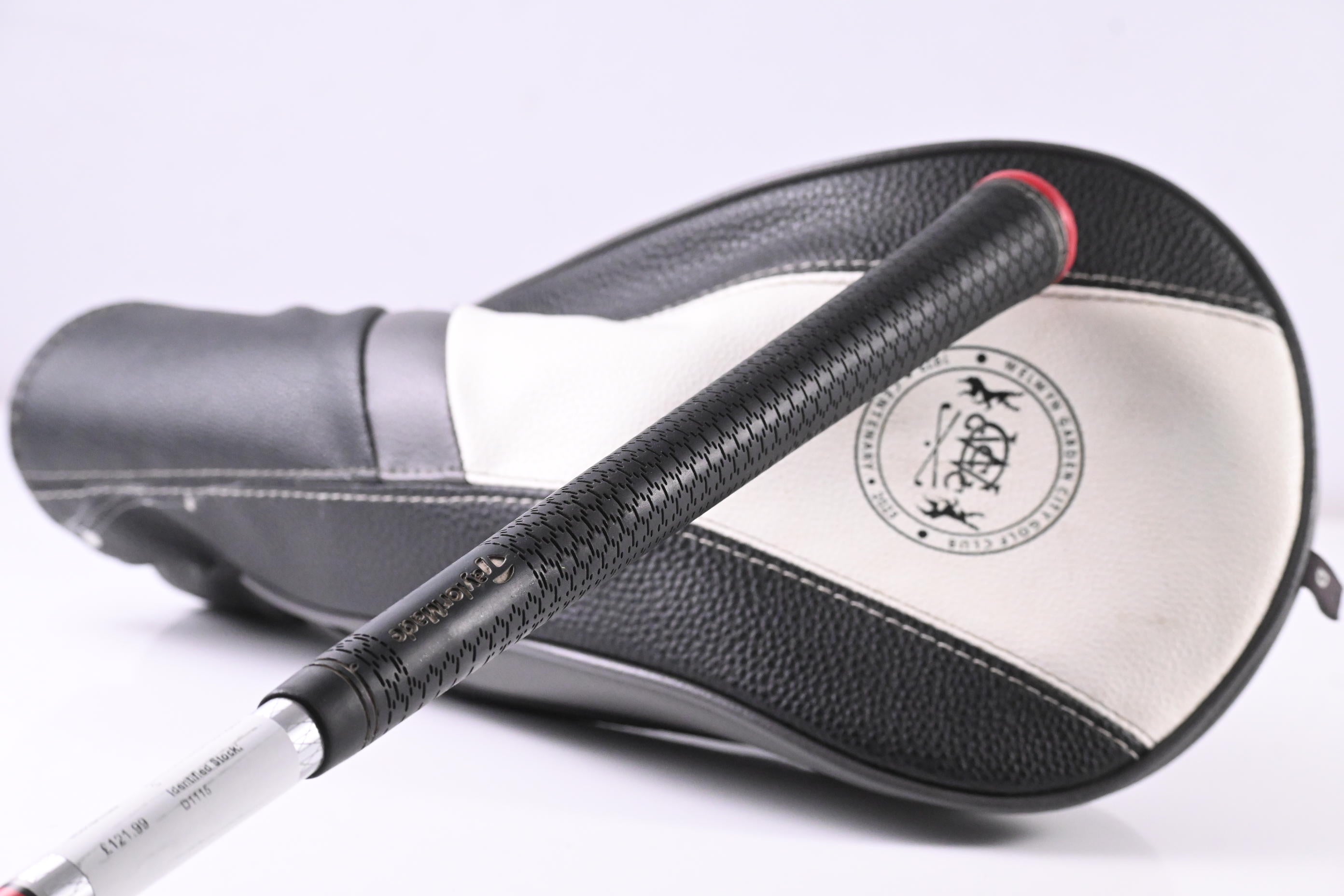Taylormade R15 Driver / 12 Degree / Senior Flex Fujikura Speeder 57 Evolution