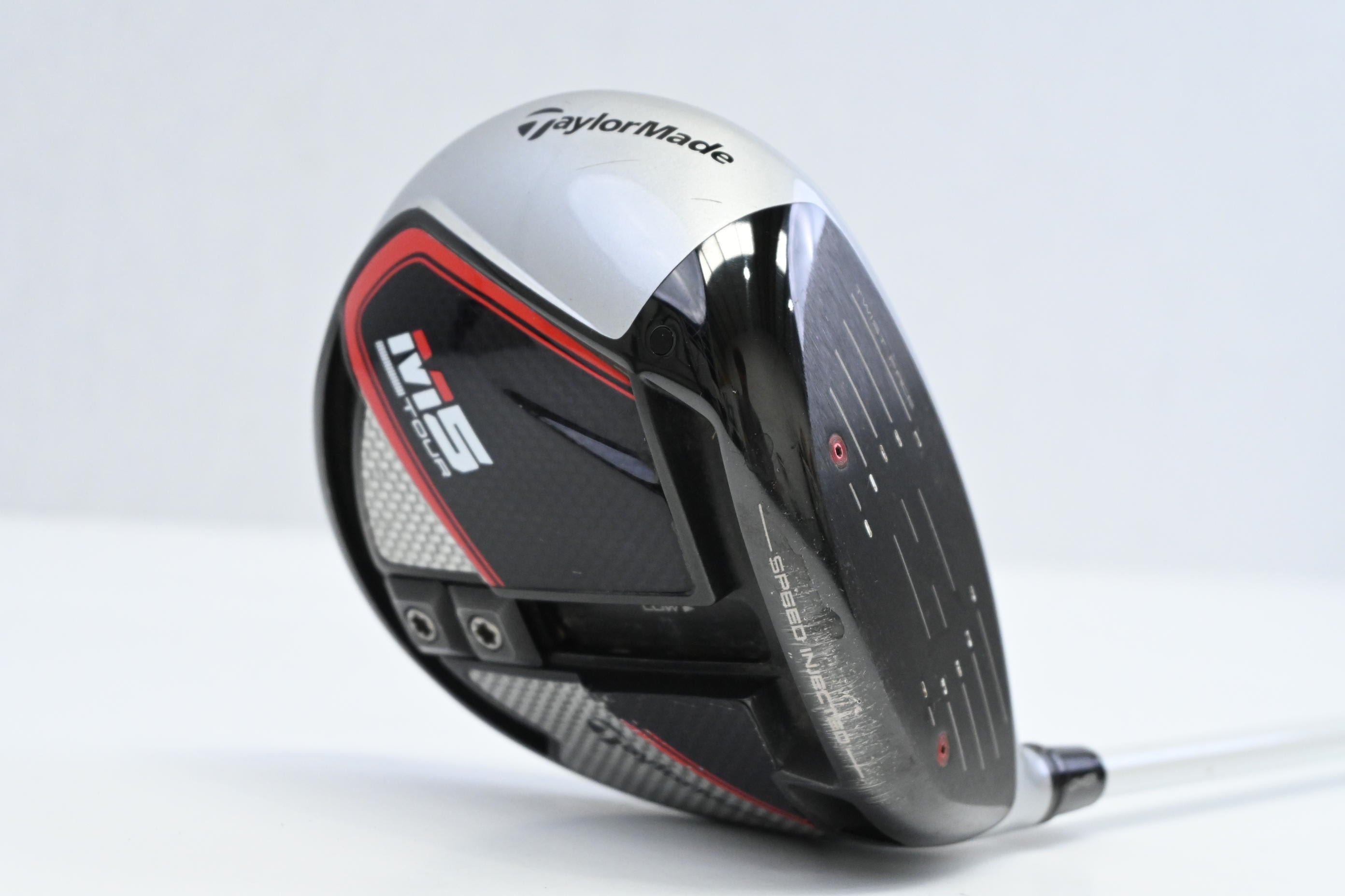 Taylormade M5 Tour Driver / 10.5 Degree / Regular Flex Aldila RIP'D NV 65 Shaft