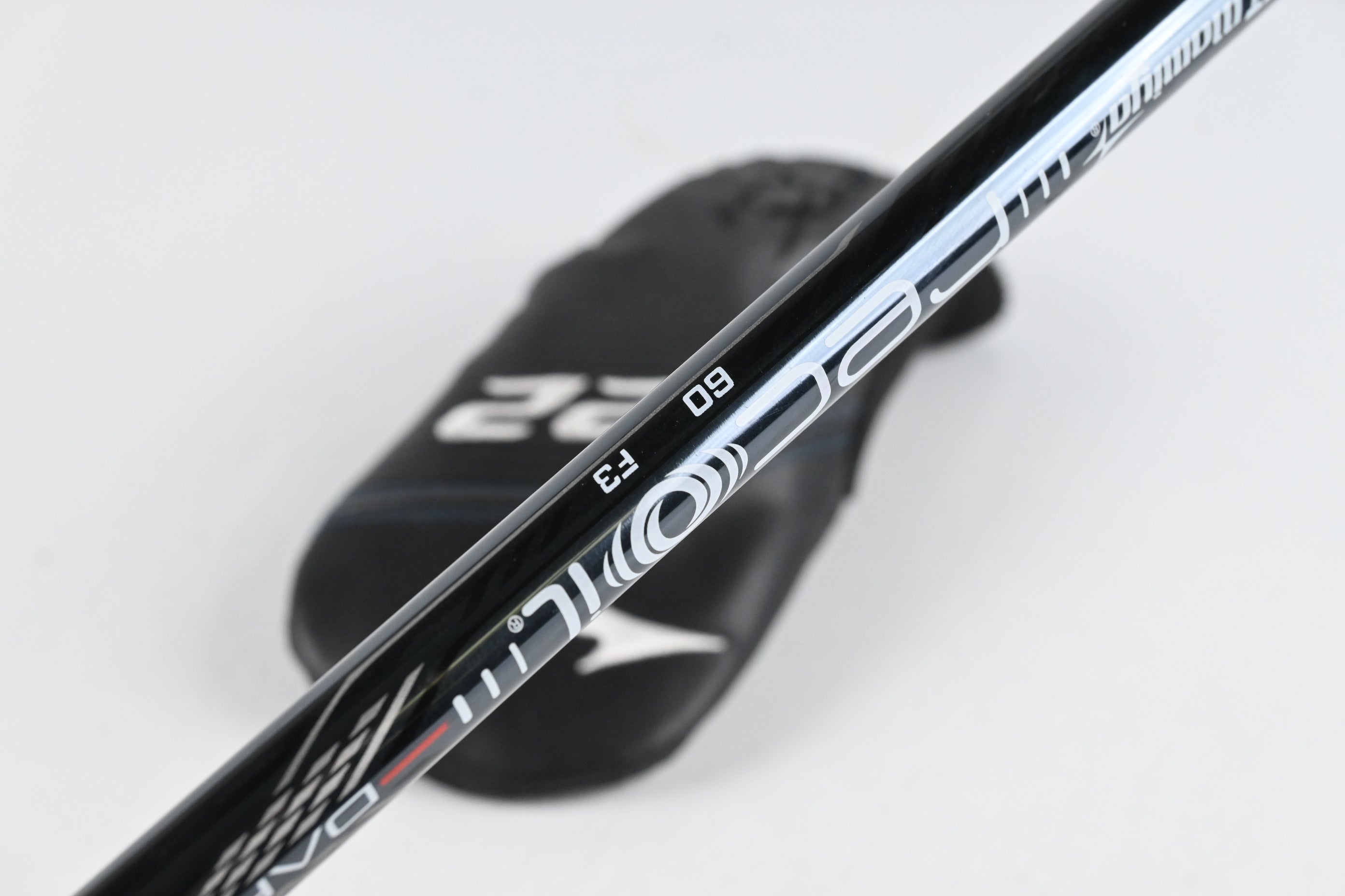 Mizuno JPX 925 Fli-Hi #5 Hybrid / 22 Degree / Regular Flex UST Recoil ESX Dart