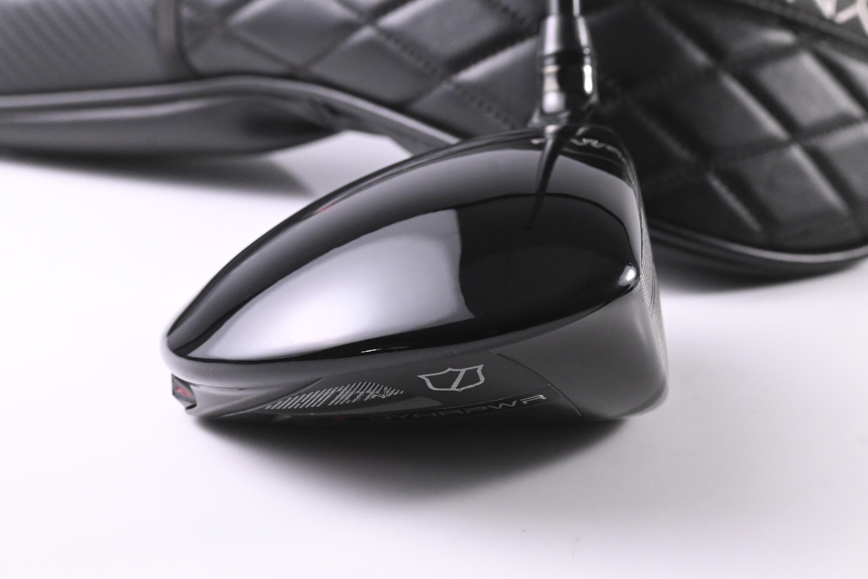 Wilson DYNAPWR 2025 Max Driver / 9 Degree / X-Flex Denali Black 60 Shaft