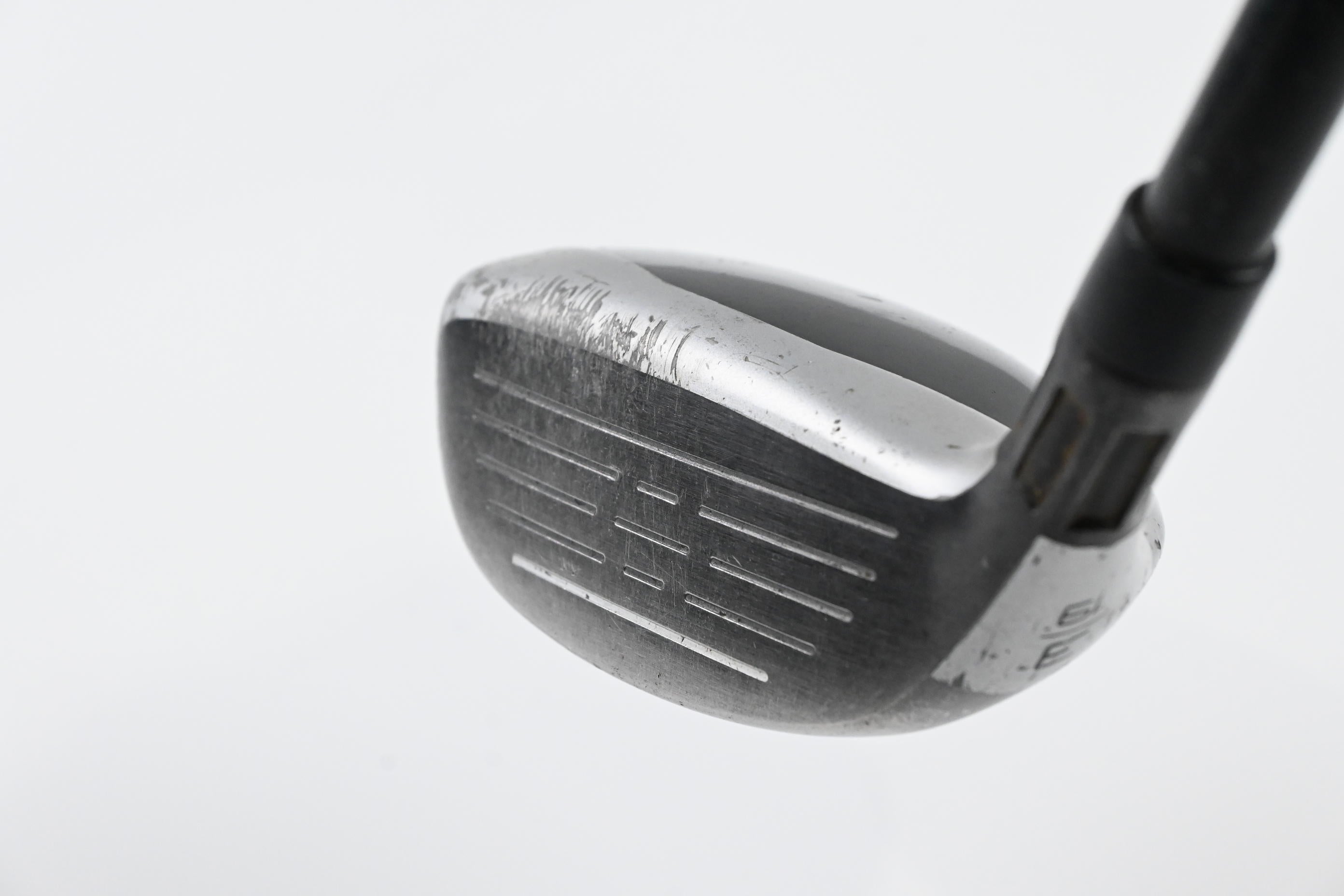 Taylormade M4 #3 Hybrid / 19 Degree / Stiff Flex Fujikura Atmos Red 7