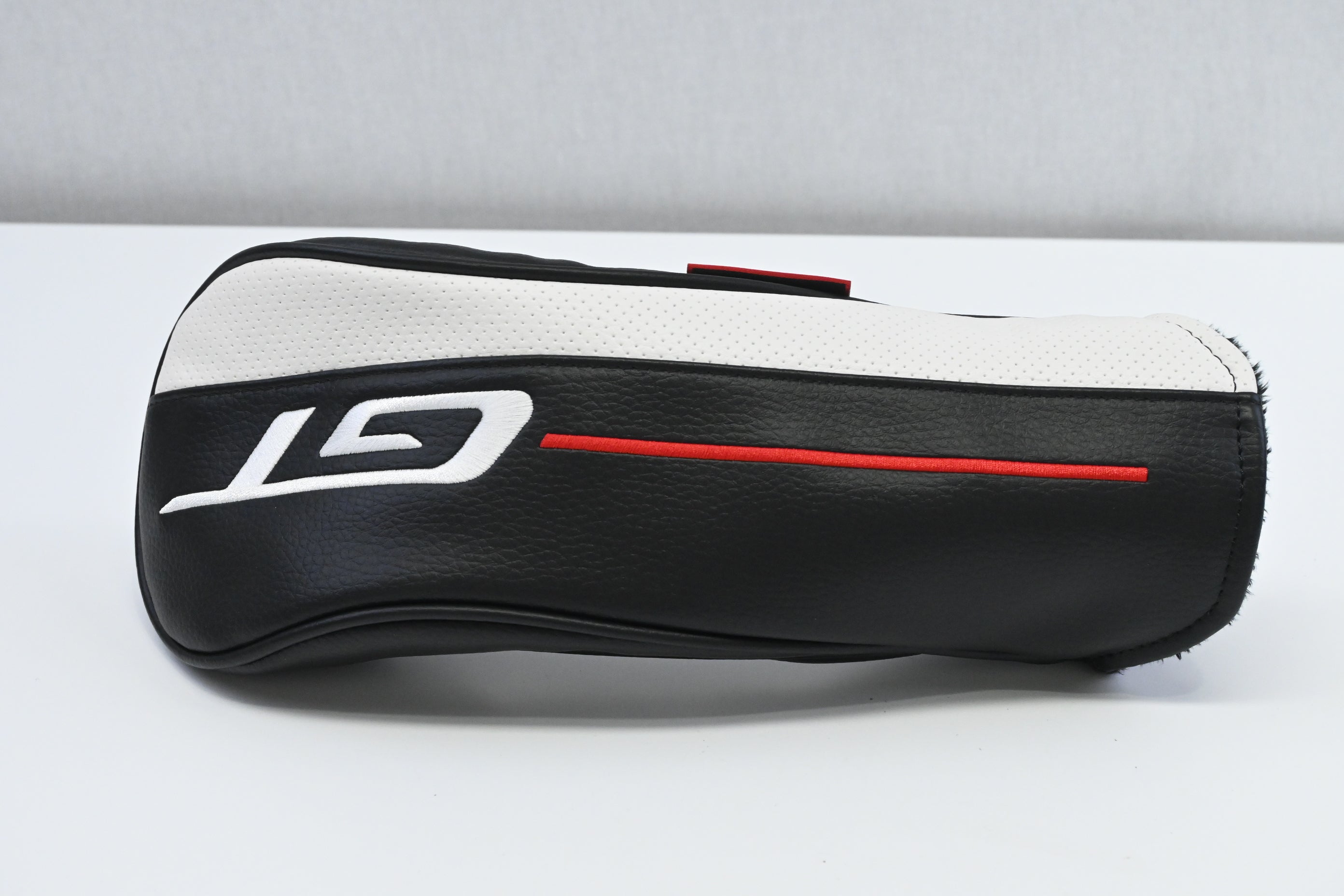 Titleist GT2 #5 Wood / 18 Degree / Regular Flex Denali Red 60 Shaft