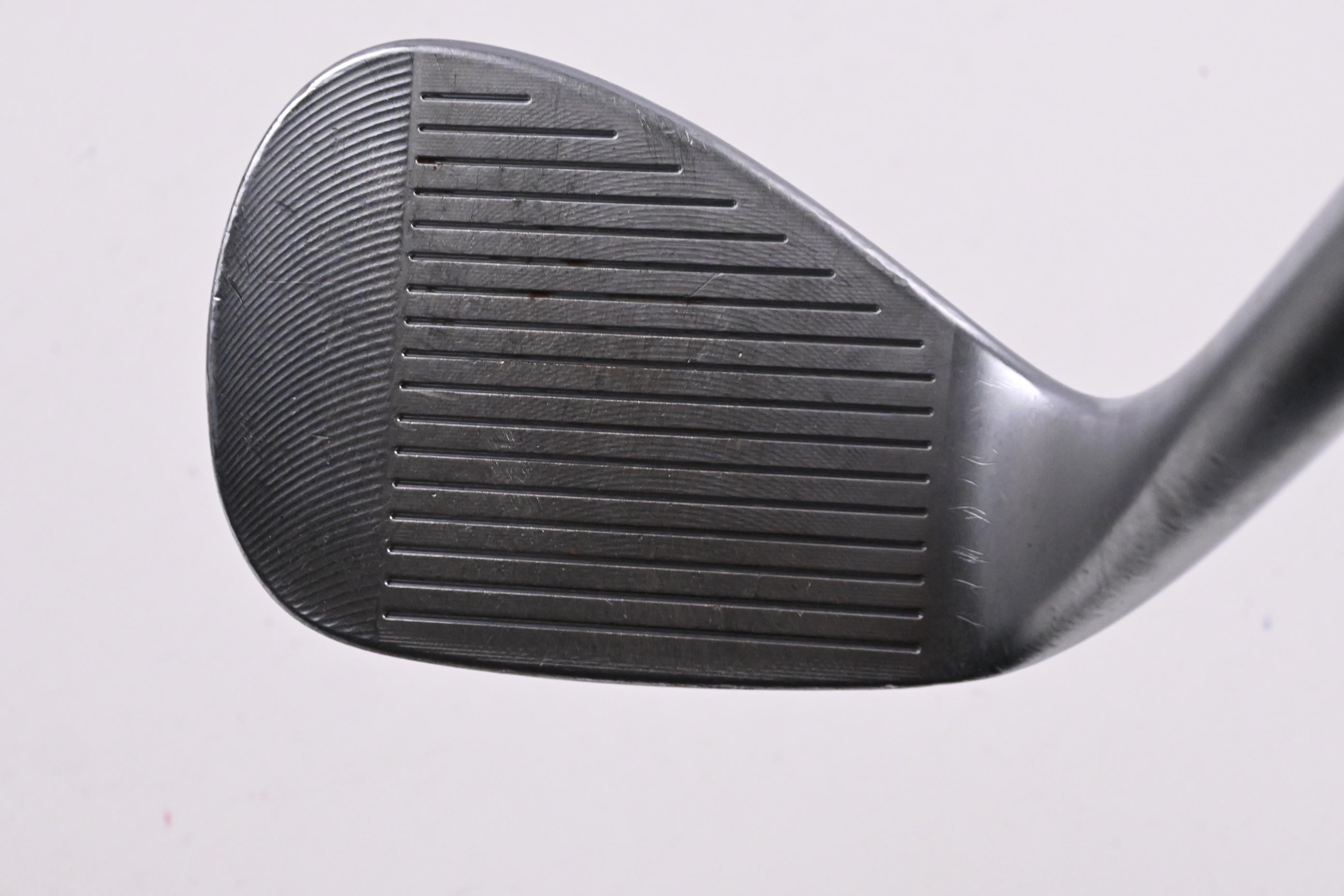 Cleveland RTX-4 Gap Wedge / 52 Degree / Stiff Flex Dynamic Gold S300 Shaft
