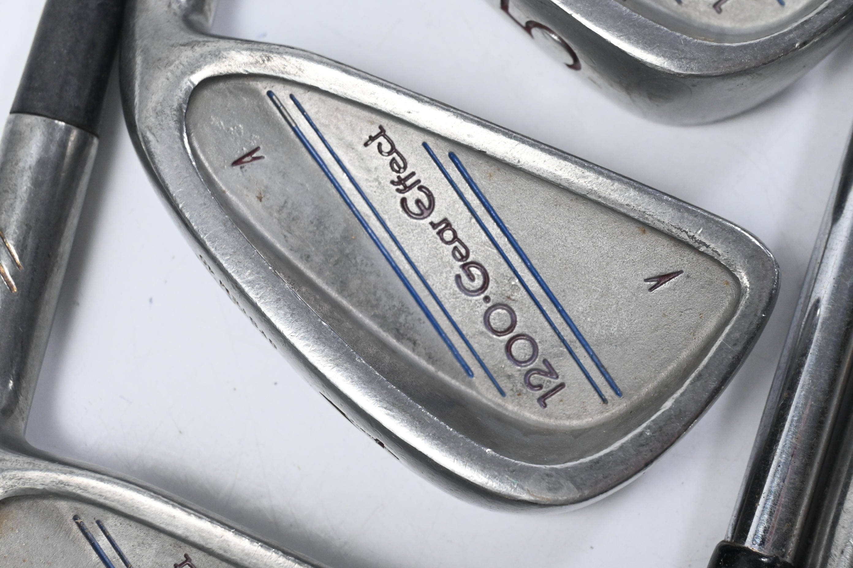 Wilson Gear Effect 1200 Irons / 3-PW+SW / Regular Flex Steel Shafts