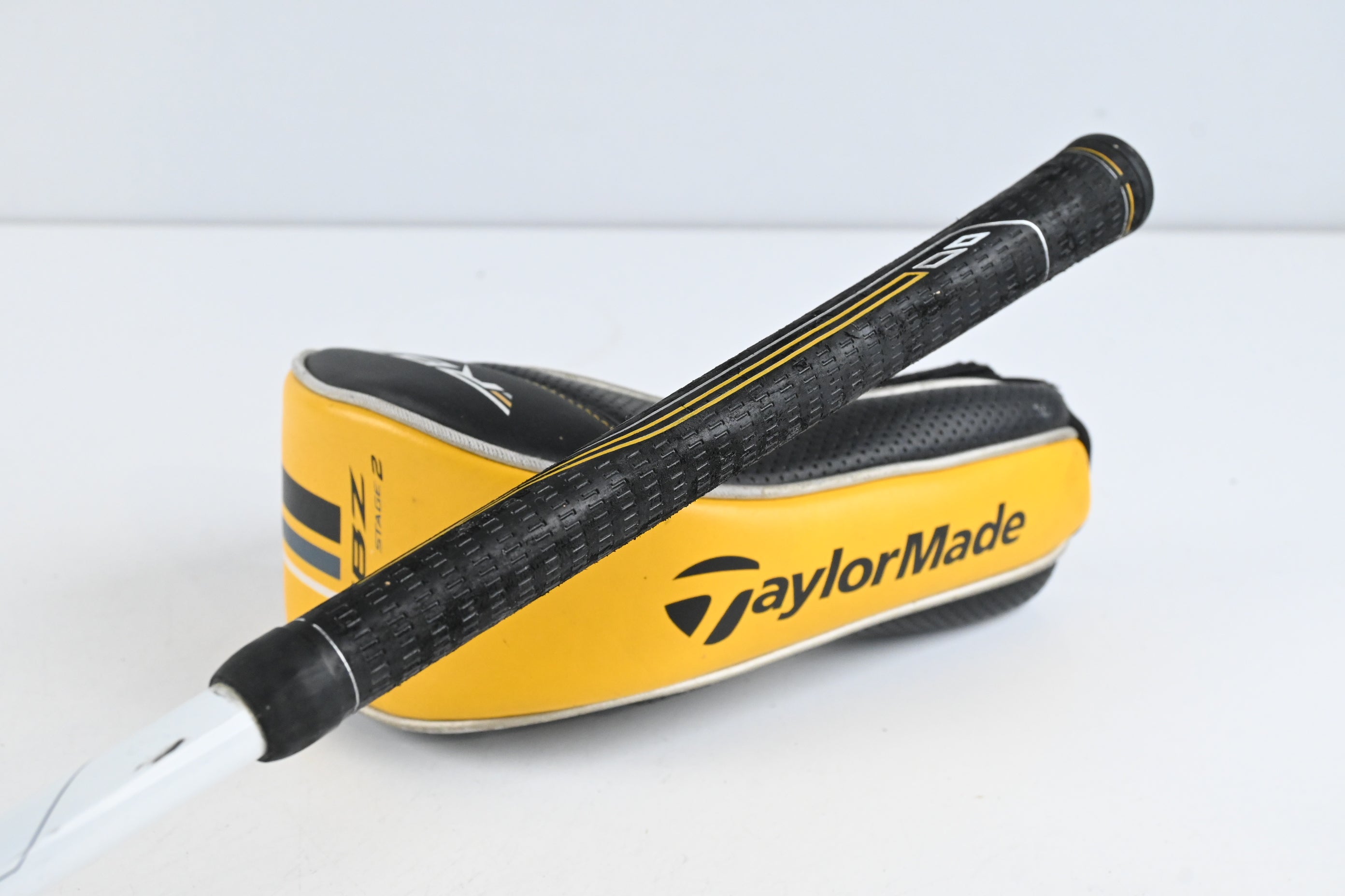 Ladies Taylormade RBZ Stage 2 #6 Hybrid / 28 Degree / Ladies Flex Rocketfuel 45