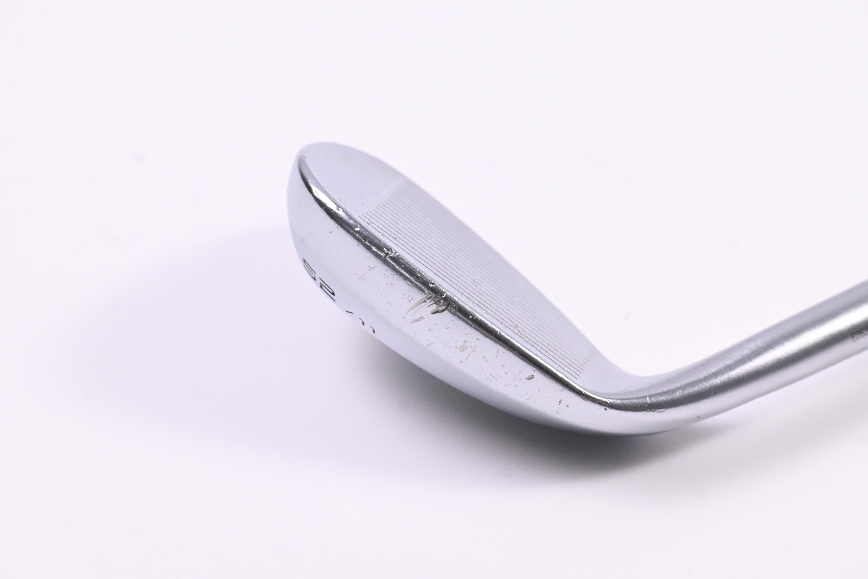 Cleveland CBX 2 Gap Wedge / 52 Degree / Wedge Flex Dynamic Gold 115 Shaft