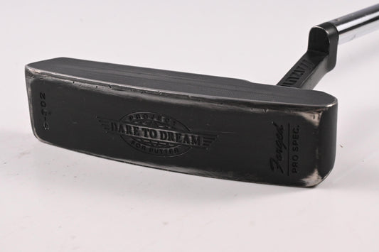 Mizuno Dare To Dream Putter / 33 Inch