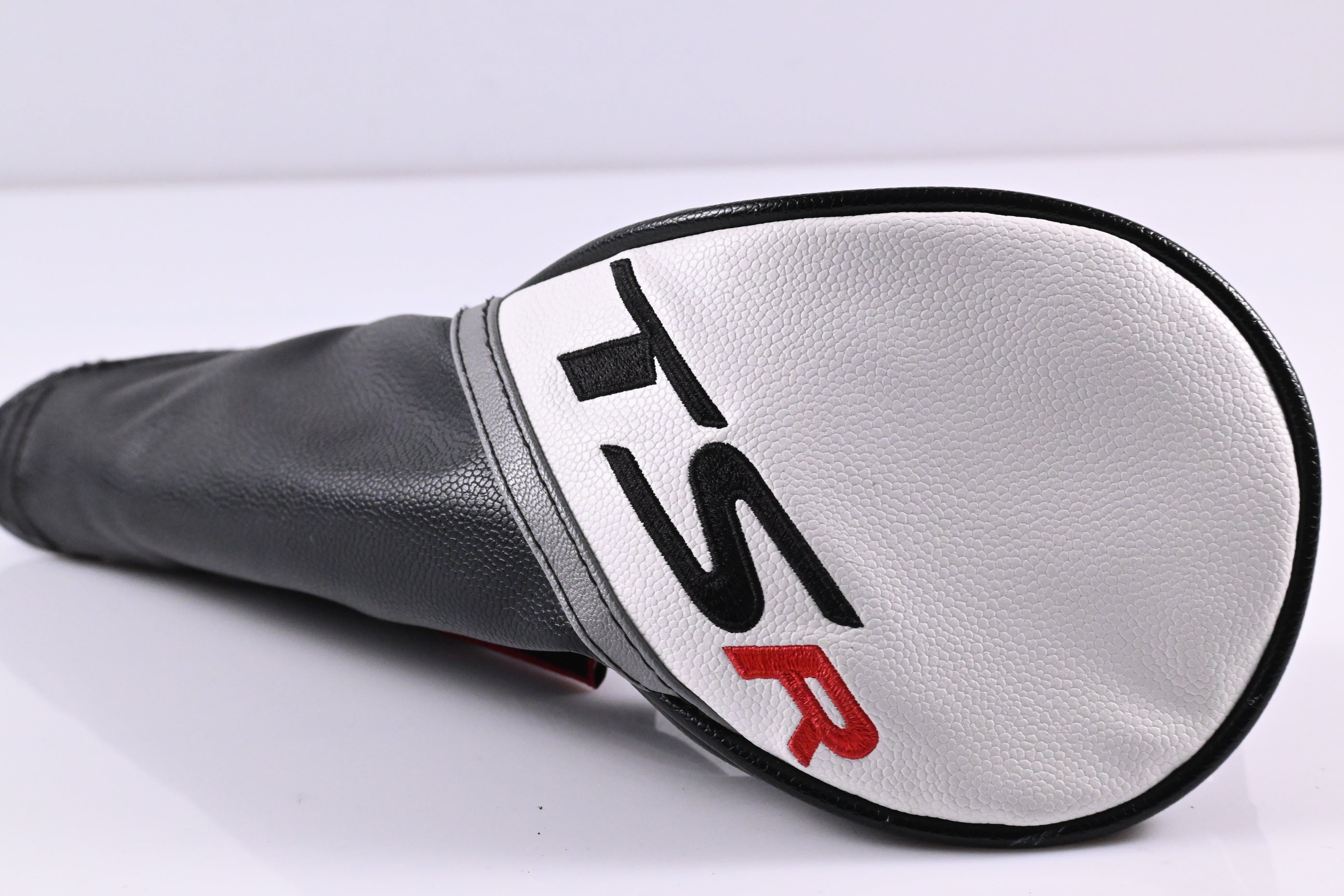 Titleist TSR3 #3 Wood / 15 Degree / Stiff Flex HZRDUS Black 70 Shaft