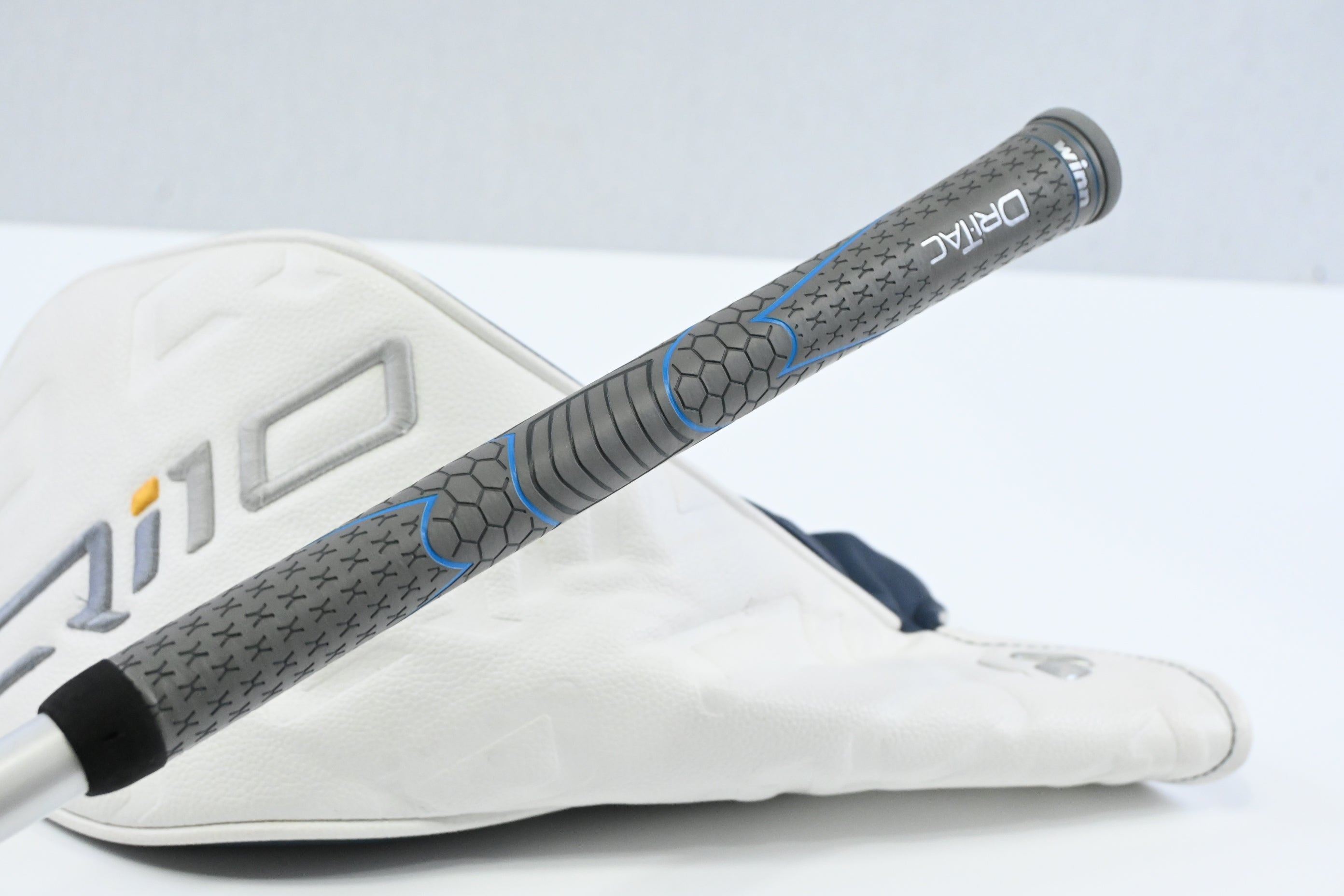 Laides Taylormade Qi10 Max Driver / 12 Degree / Ladies Fujikura Speeder NX 40