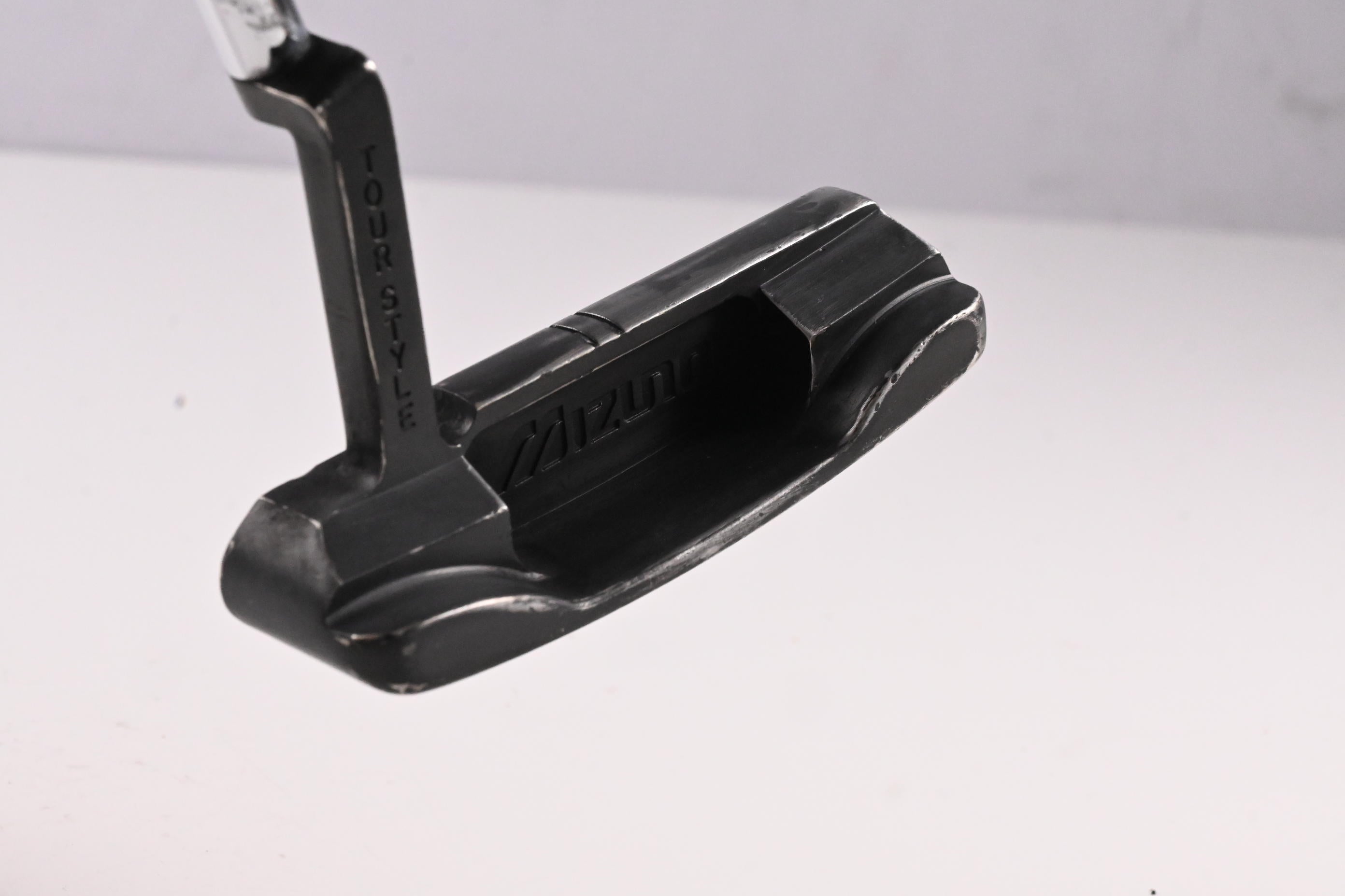 Mizuno Dare To Dream Putter / 33 Inch