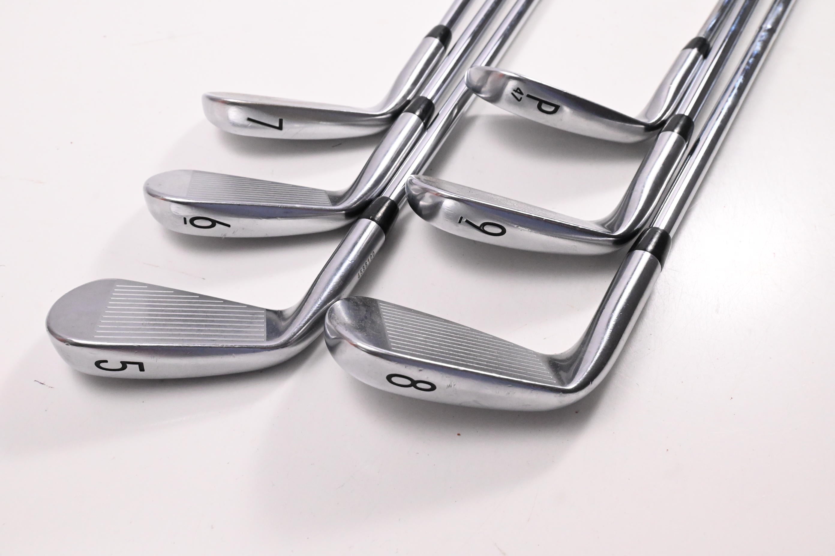 Titleist MB 620 Irons / 5-PW / Stiff Flex Dynamic Gold S400 Shafts