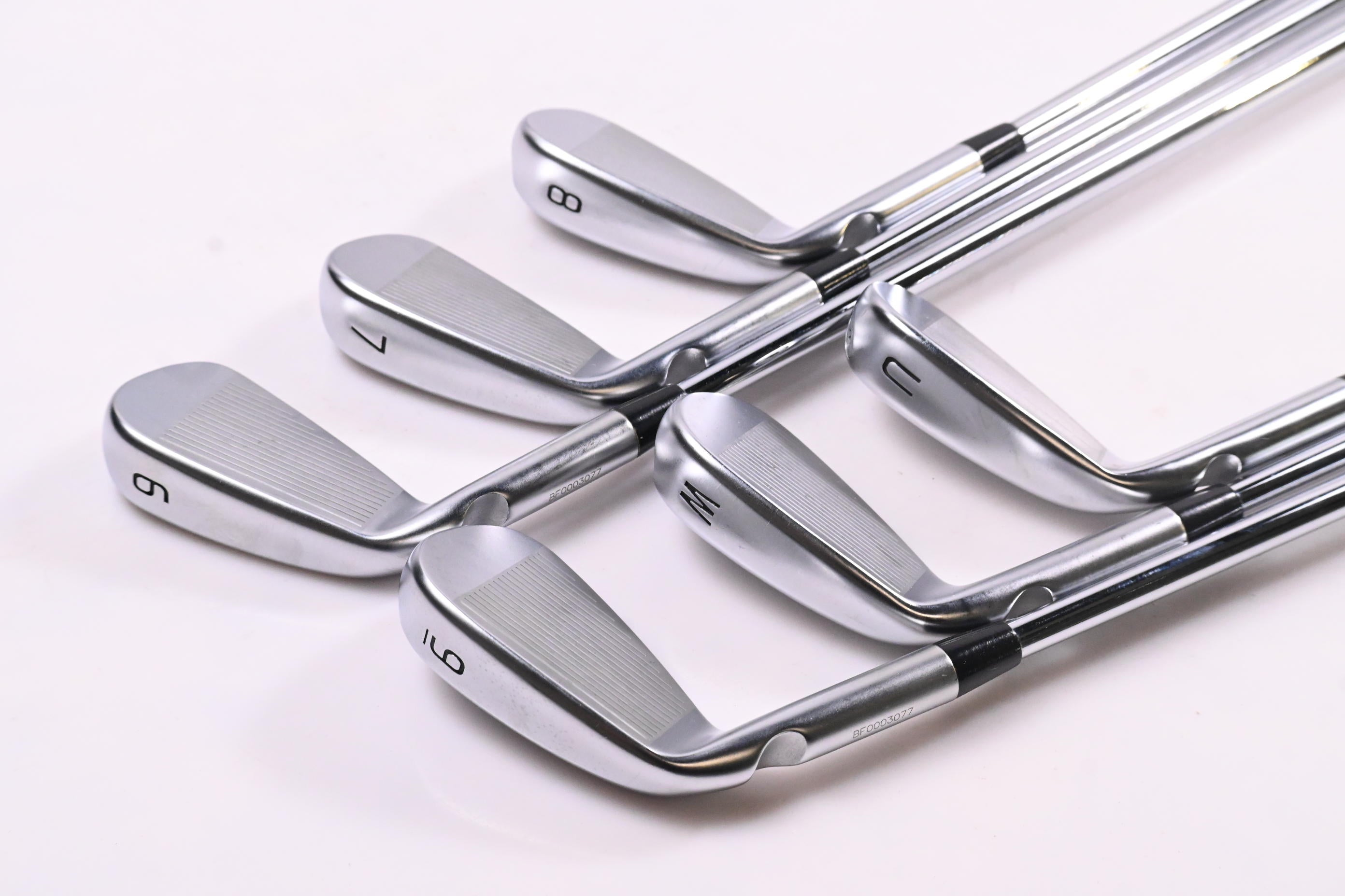 Ping i530 Irons / 6-PW+GW / Blue Dot / Regular Flex Ping AWT 2.0 Shafts