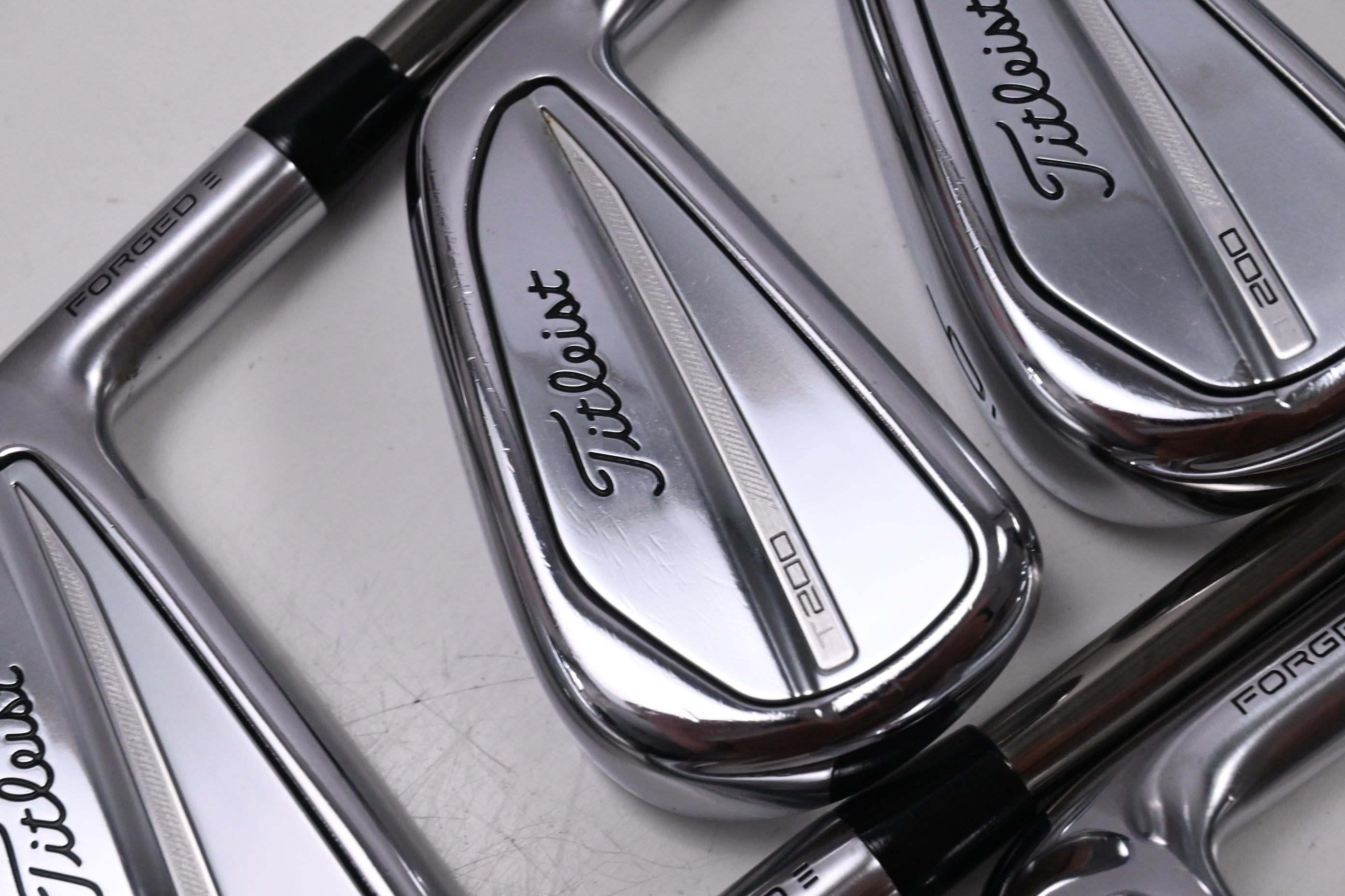 Titleist T200 2023 Irons / 4-PW+48 / Stiff Flex Recoil 95 Shafts