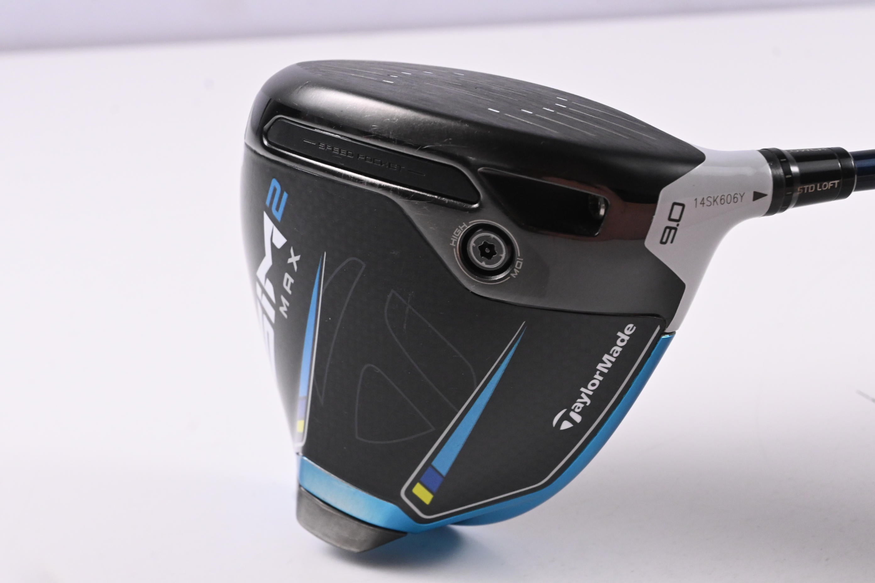 Taylormade SIM2 Max Driver / 9 Degree / Stiff Flex Fujikura Ventus Blue 6 Shaft
