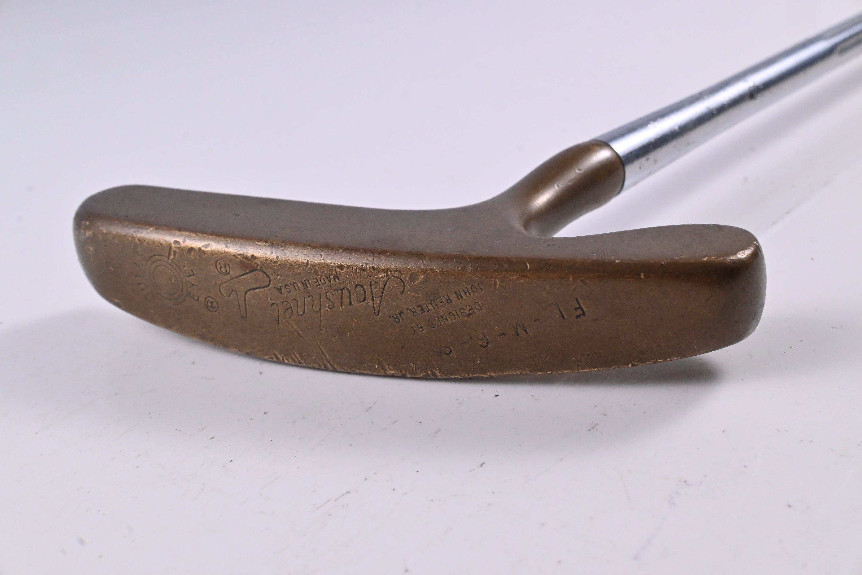 Acushnet Bullseye Putter / 35 Inch