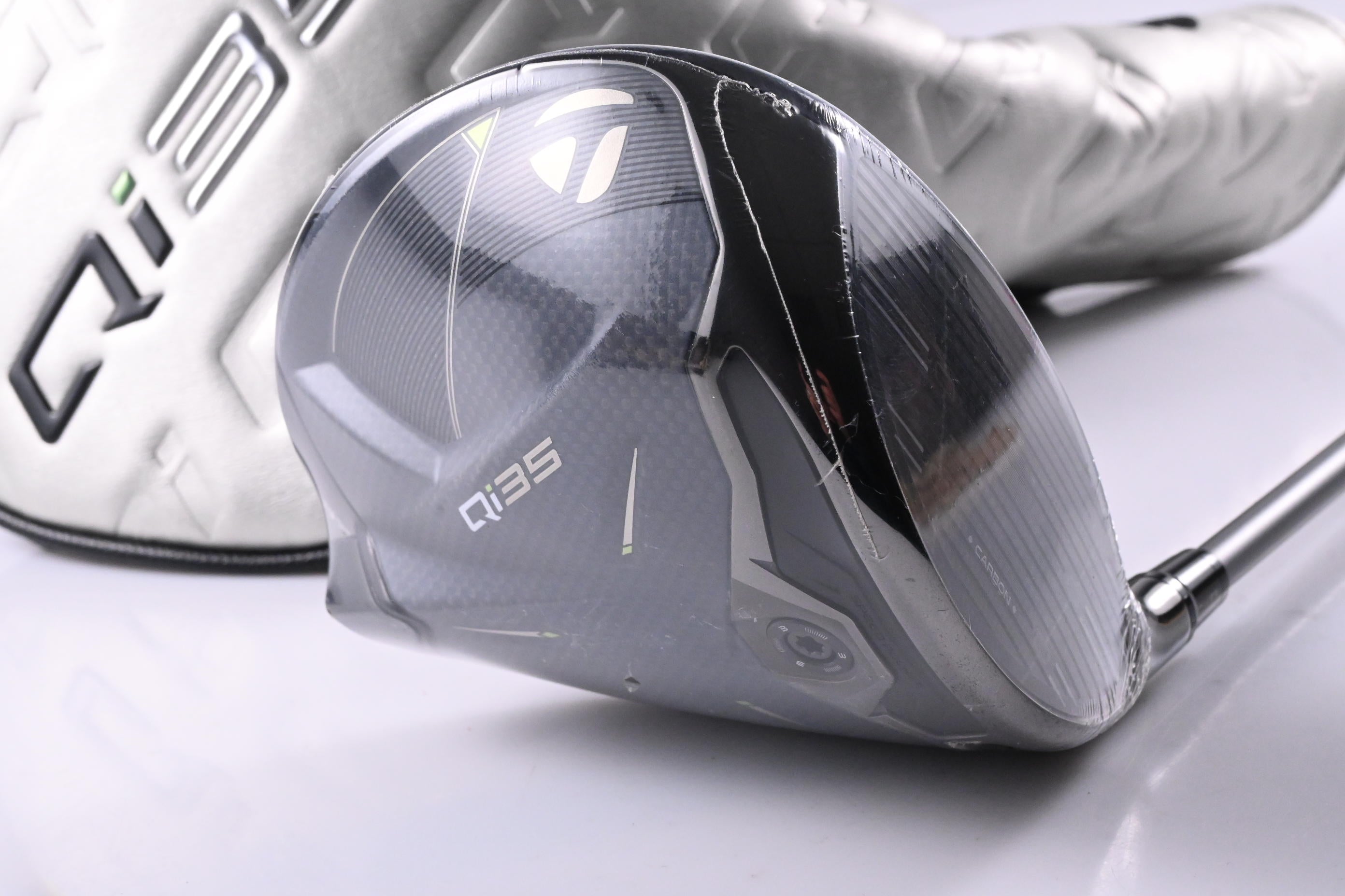 Taylormade Qi35 Driver / 9 Degree / Regular Flex Fujikura Air Speeder 50 Shaft
