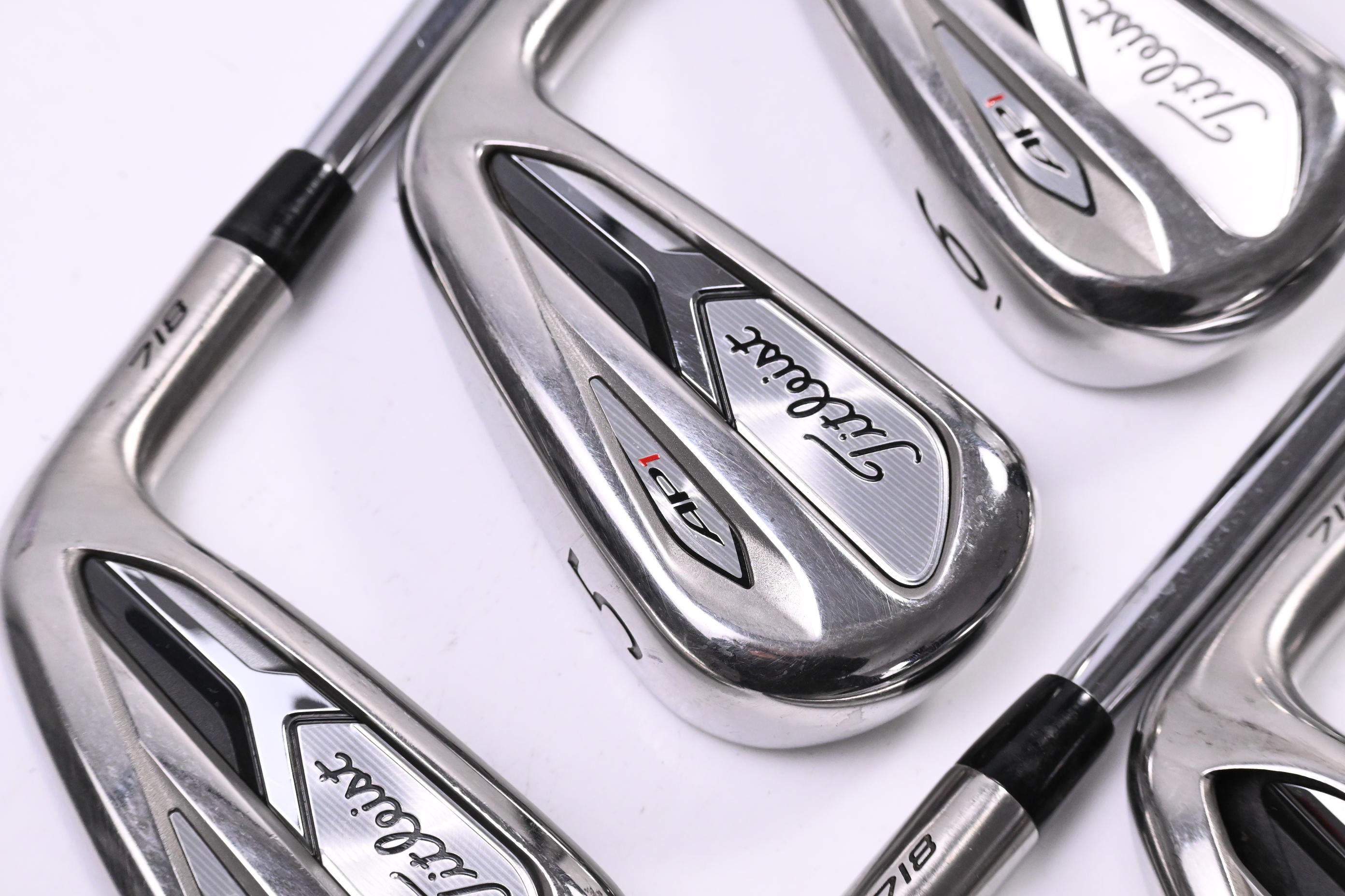 Titleist 718 AP1 Irons / 4-PW+48° / Regular Flex AMT Red R300 Shafts