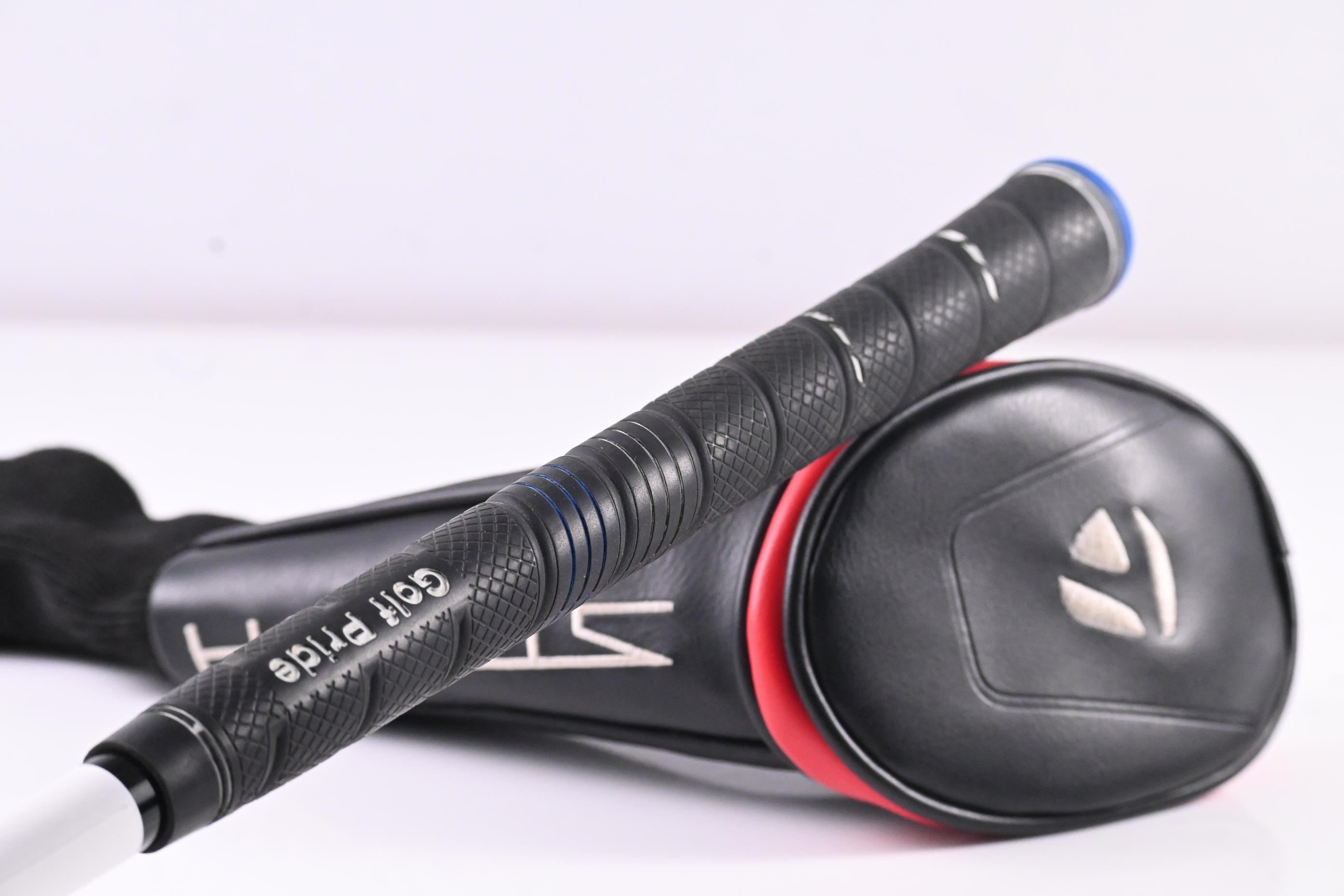 Taylormade Stealth #4 Hybrid / 22 Degree / Stiff Flex Ventus Red 7 Shaft