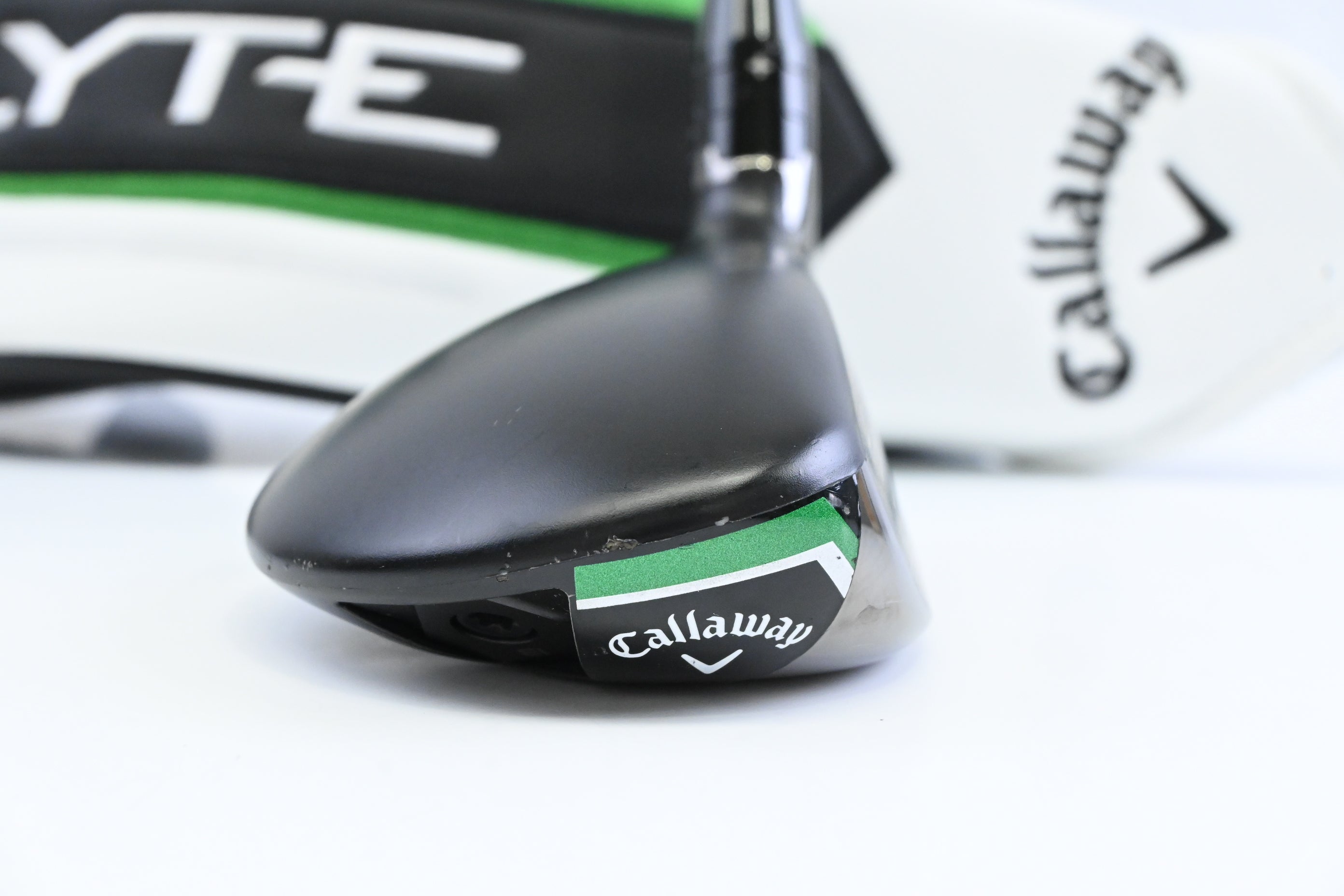 Callaway Elyte #4 Hybrid / 22 Degree / Regular Flex Denali Charcoal 60 Shaft