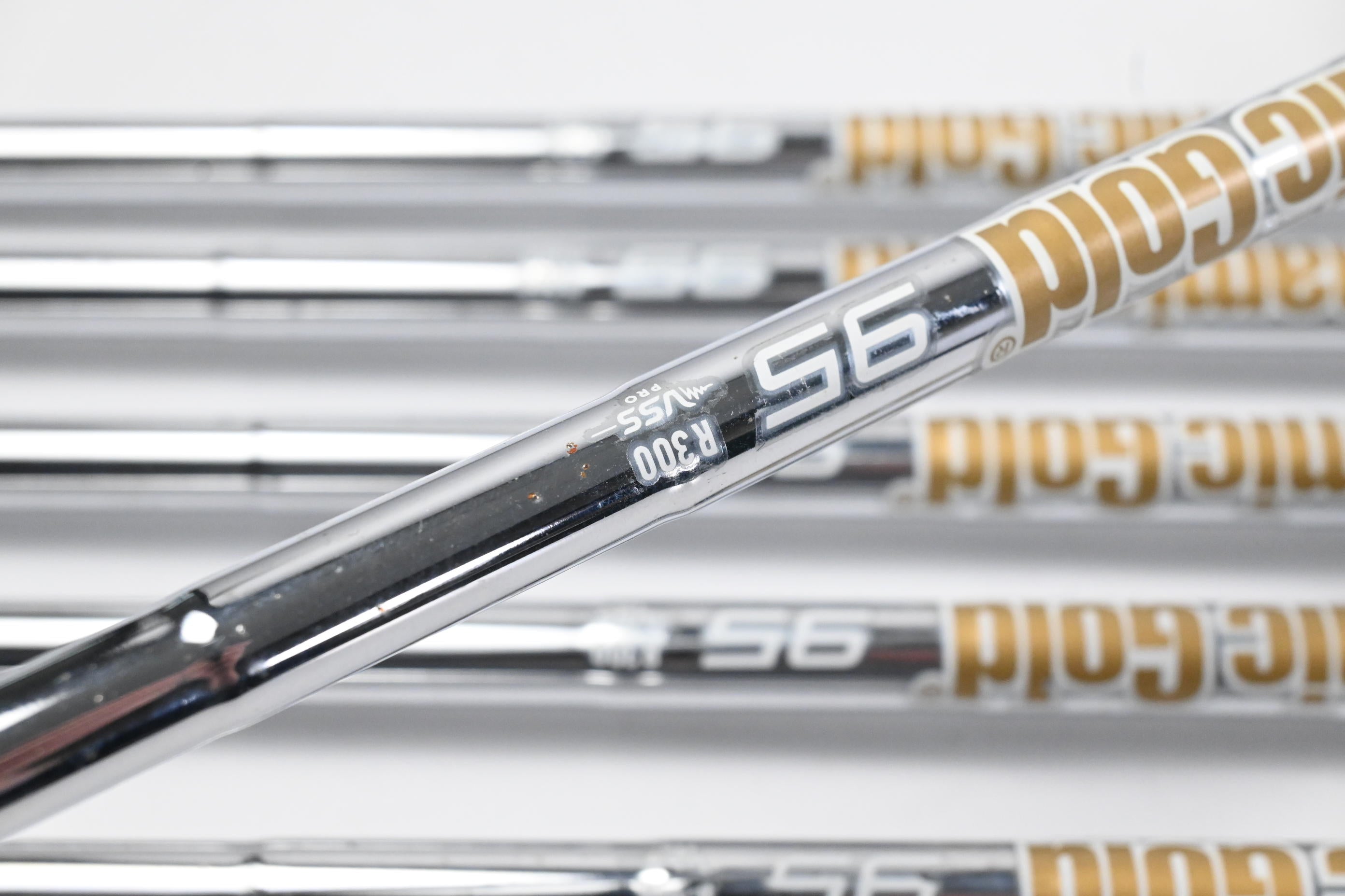 Taylormade P790 2021 Irons / 5-PW / Regular Flex Dynamic Gold 95 R300 Shafts