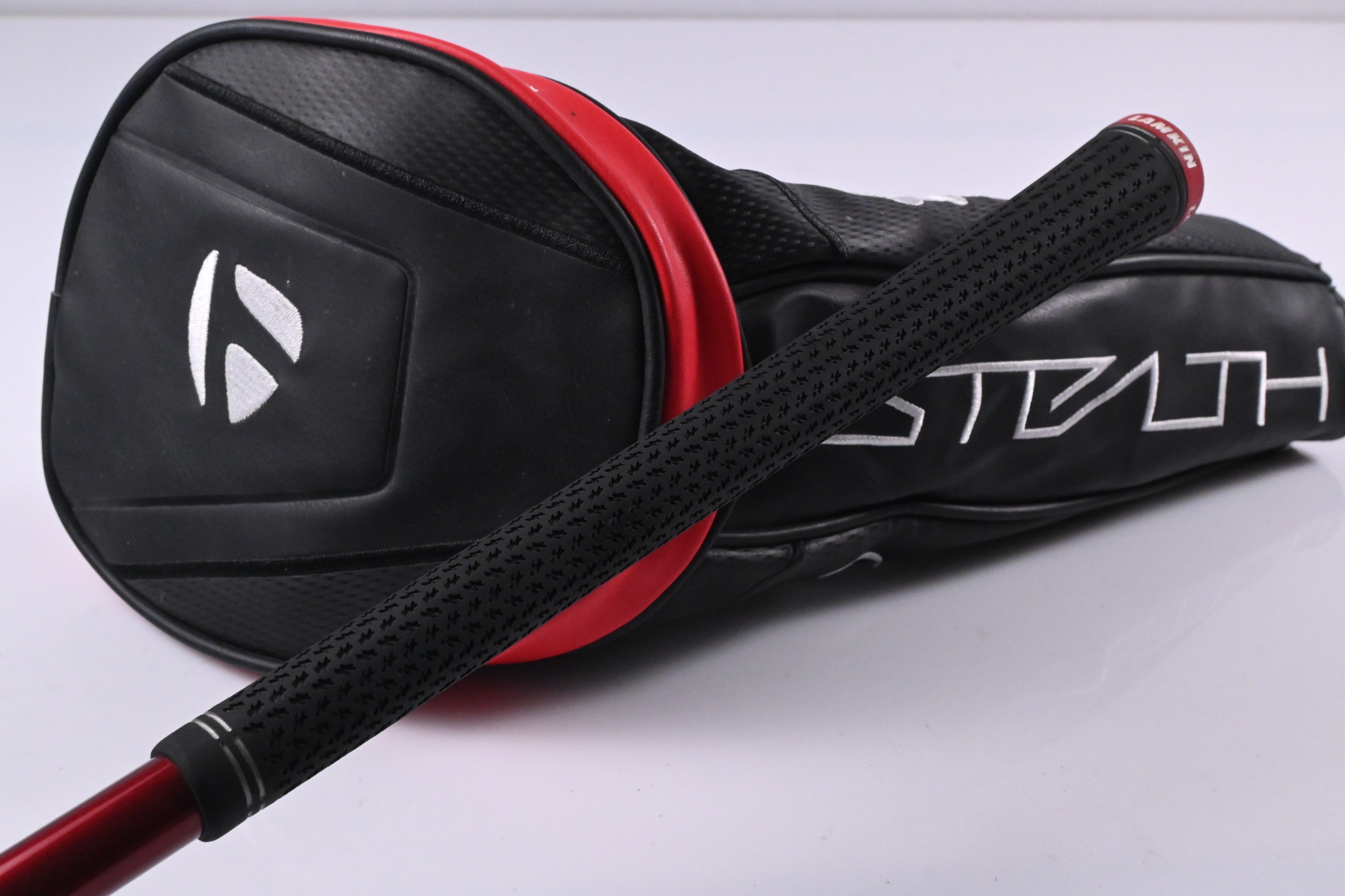 Taylormade Stealth Plus Driver / 9 Degree / Stiff Flex HZRDUS Smoke Red RDX 60