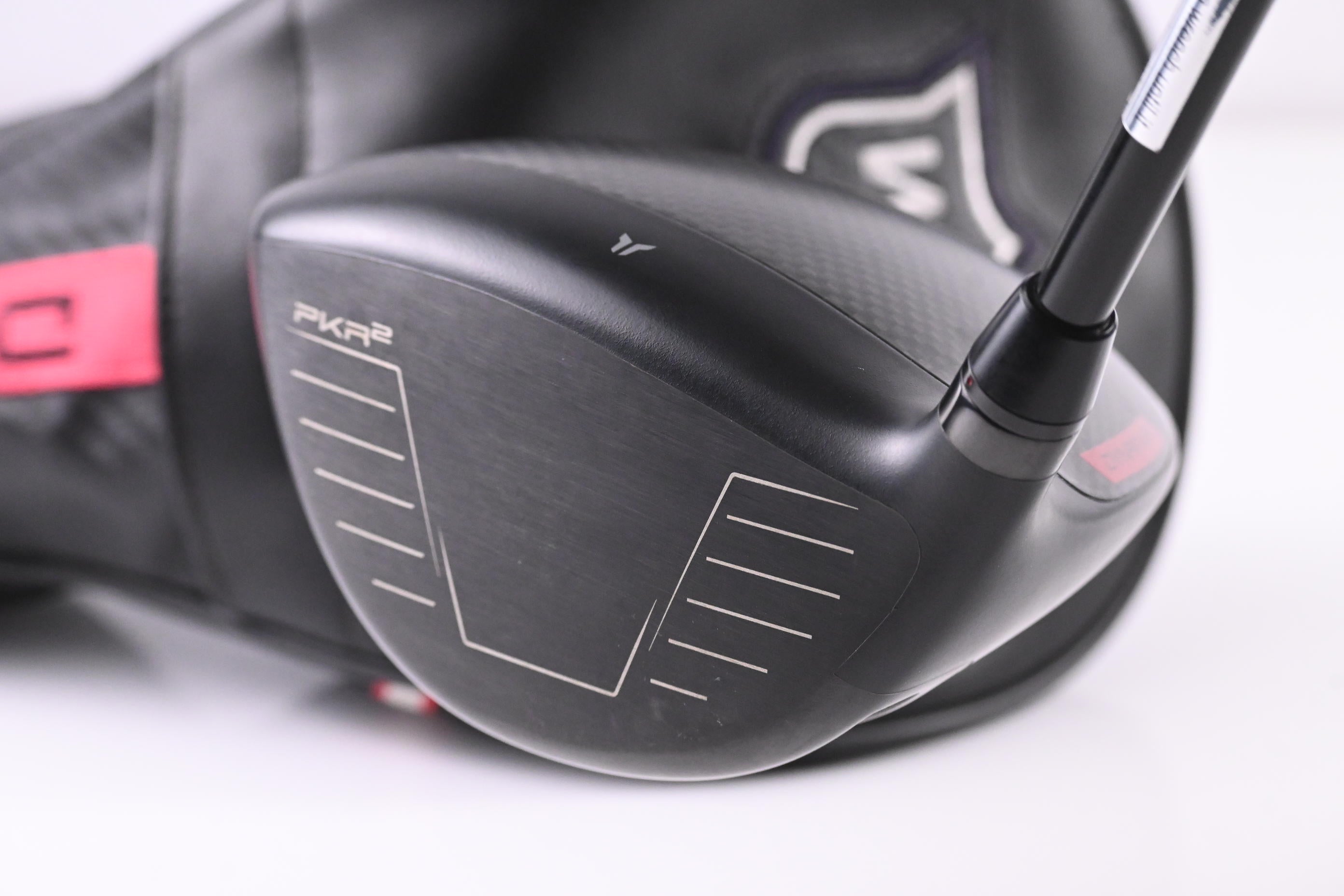 Wilson Dynapower Carbon 2023 Driver / 9 Degree / Regular Flex HZRDUS Red 50