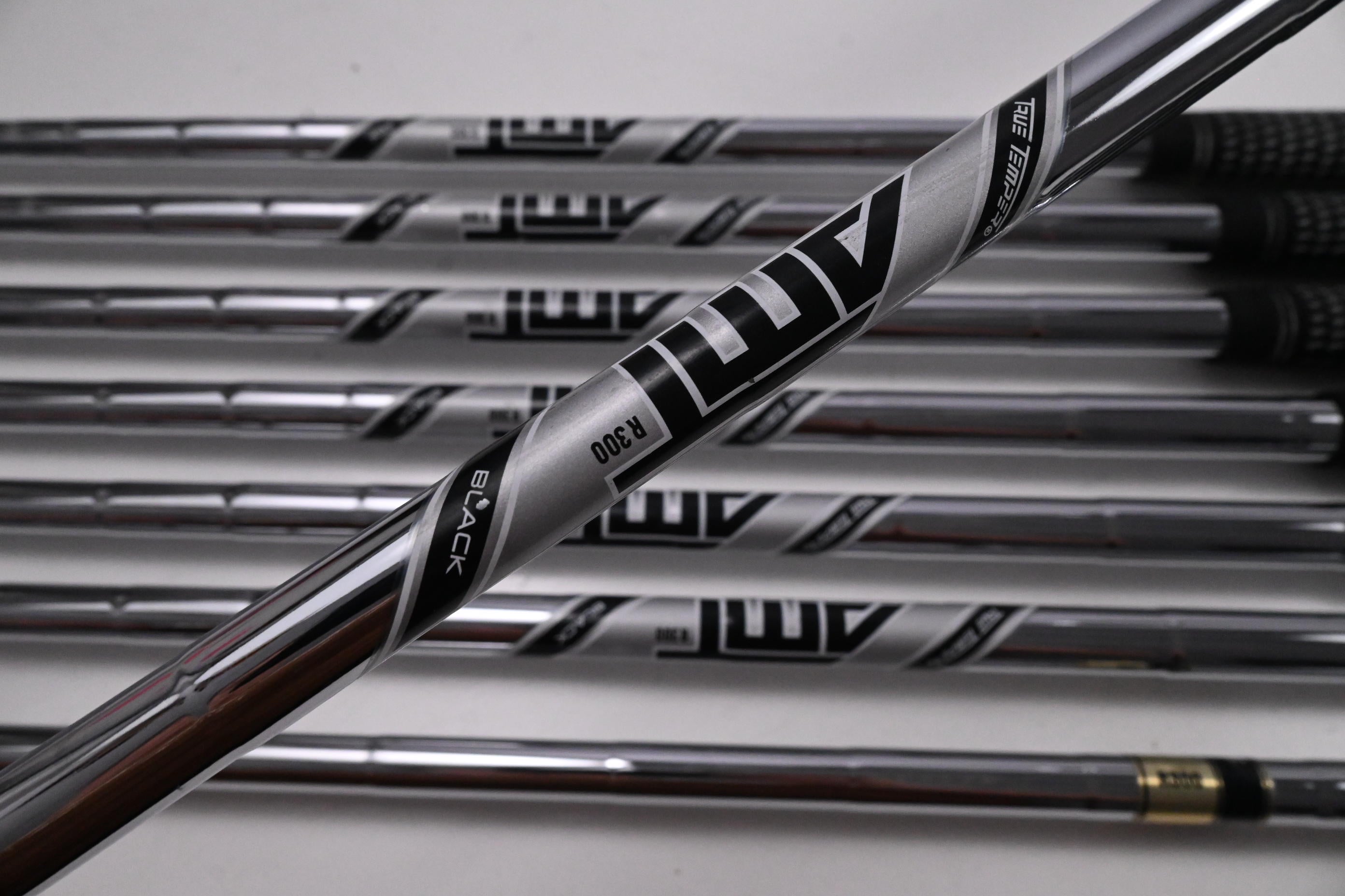 Titleist T200 2021 Irons / 4-PW+48 / Regular Flex AMT Black R300 Shafts