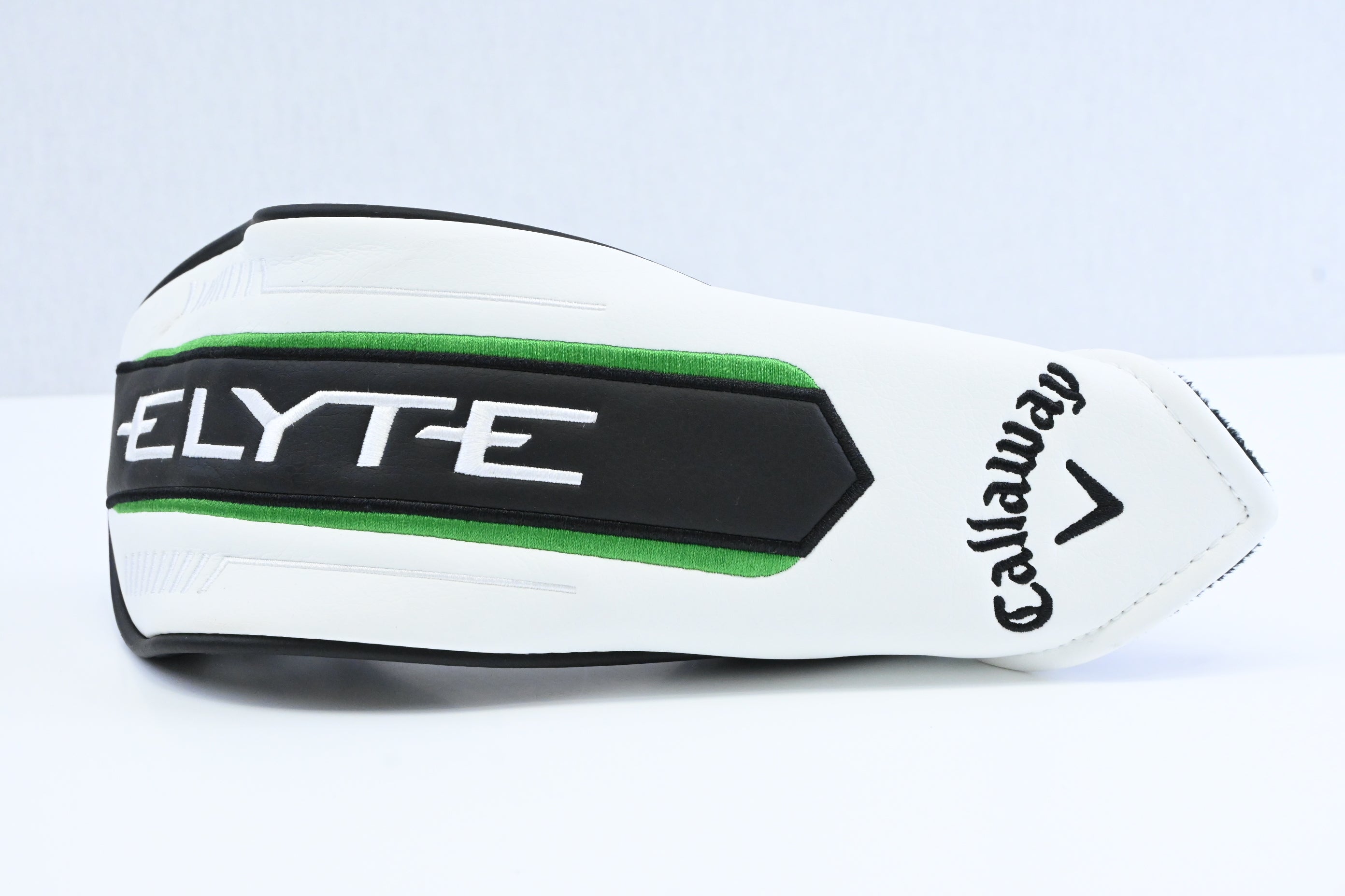 Callaway Elyte #4 Hybrid / 22 Degree / Regular Flex Denali Charcoal 60 Shaft