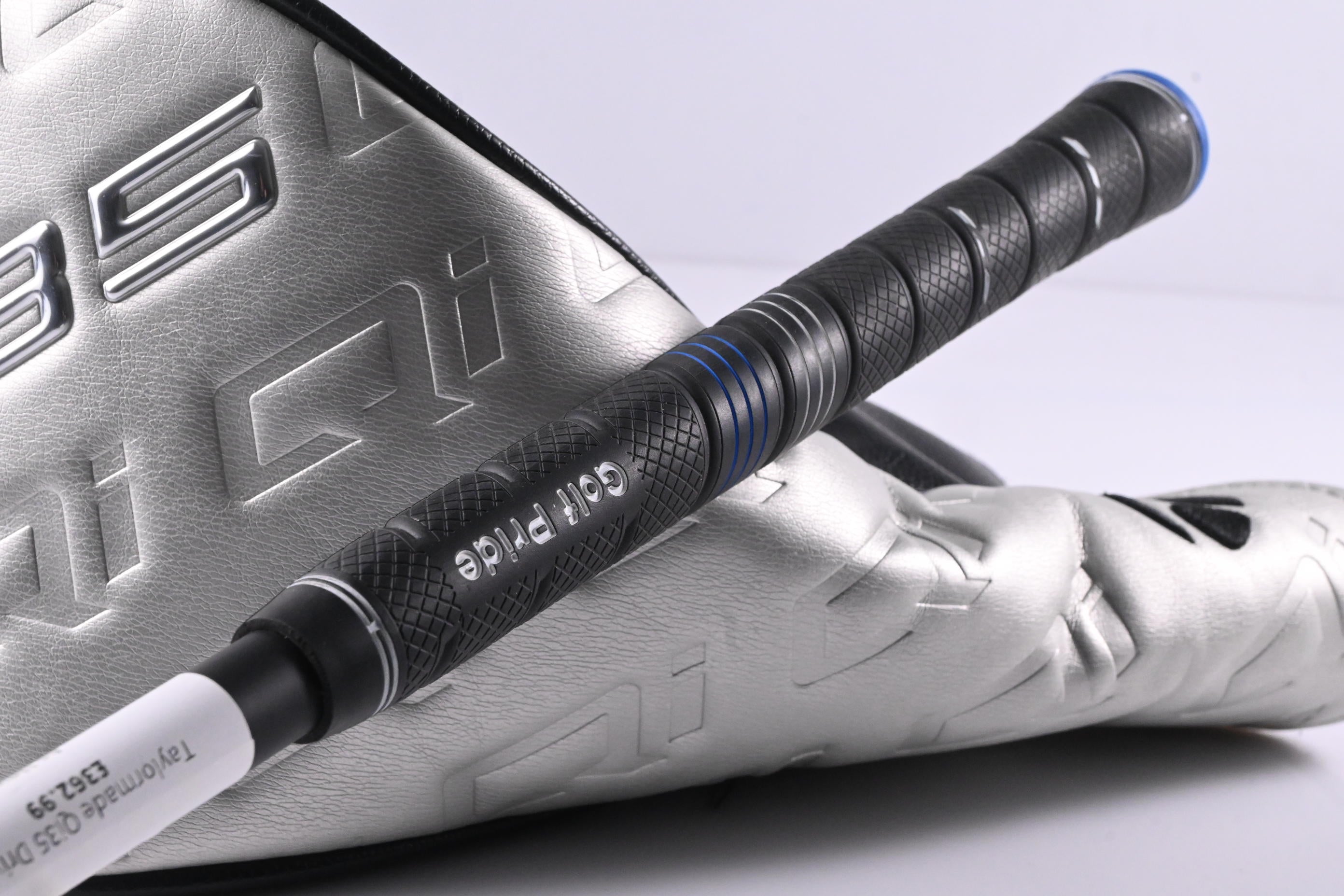 Taylormade Qi35 Driver / 9 Degree / Regular Flex Fujikura Air Speeder 50 Shaft