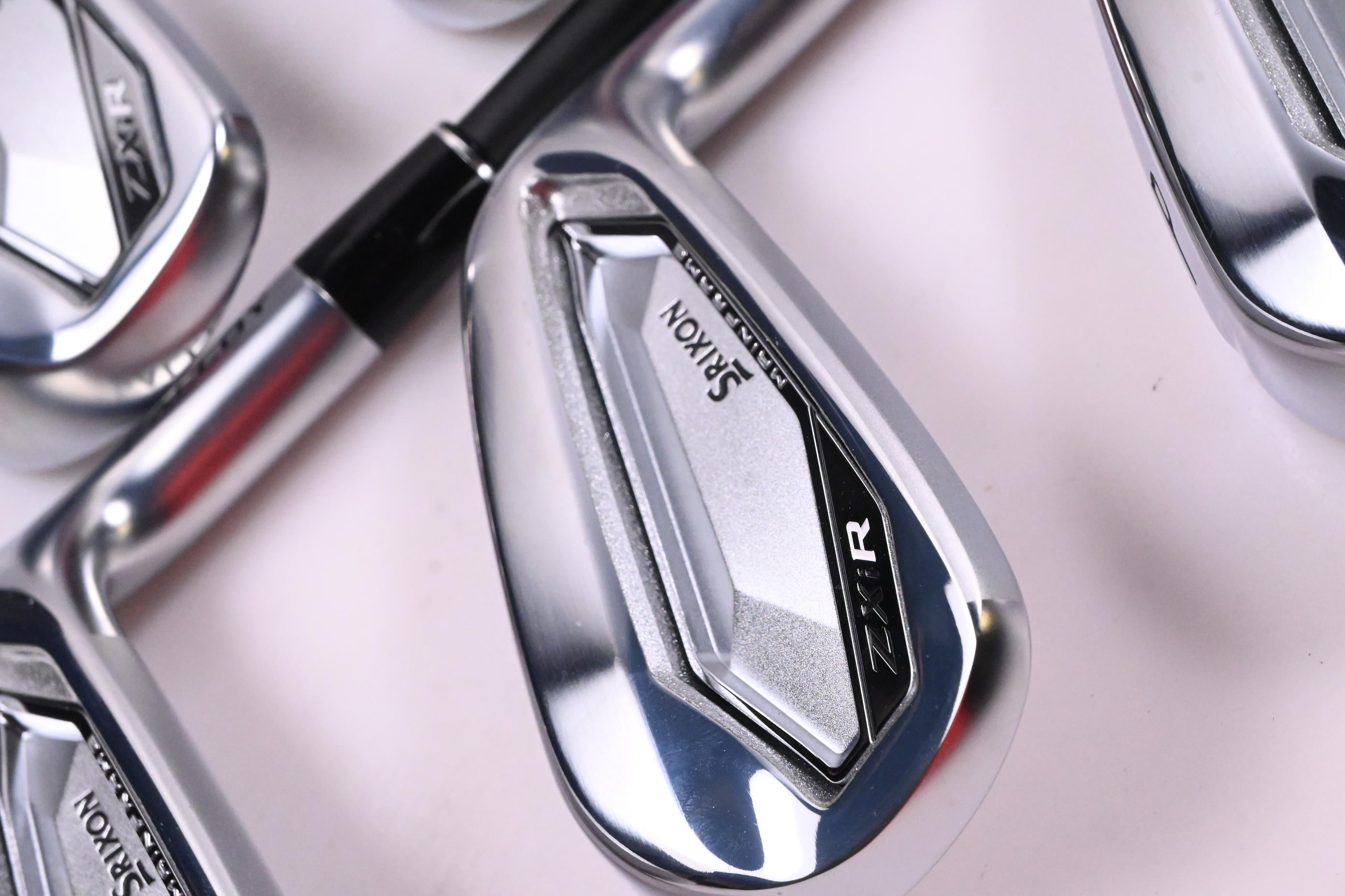 Srixon ZXiR Irons / 6-PW / Regular Flex KBS PGI 60 Shafts