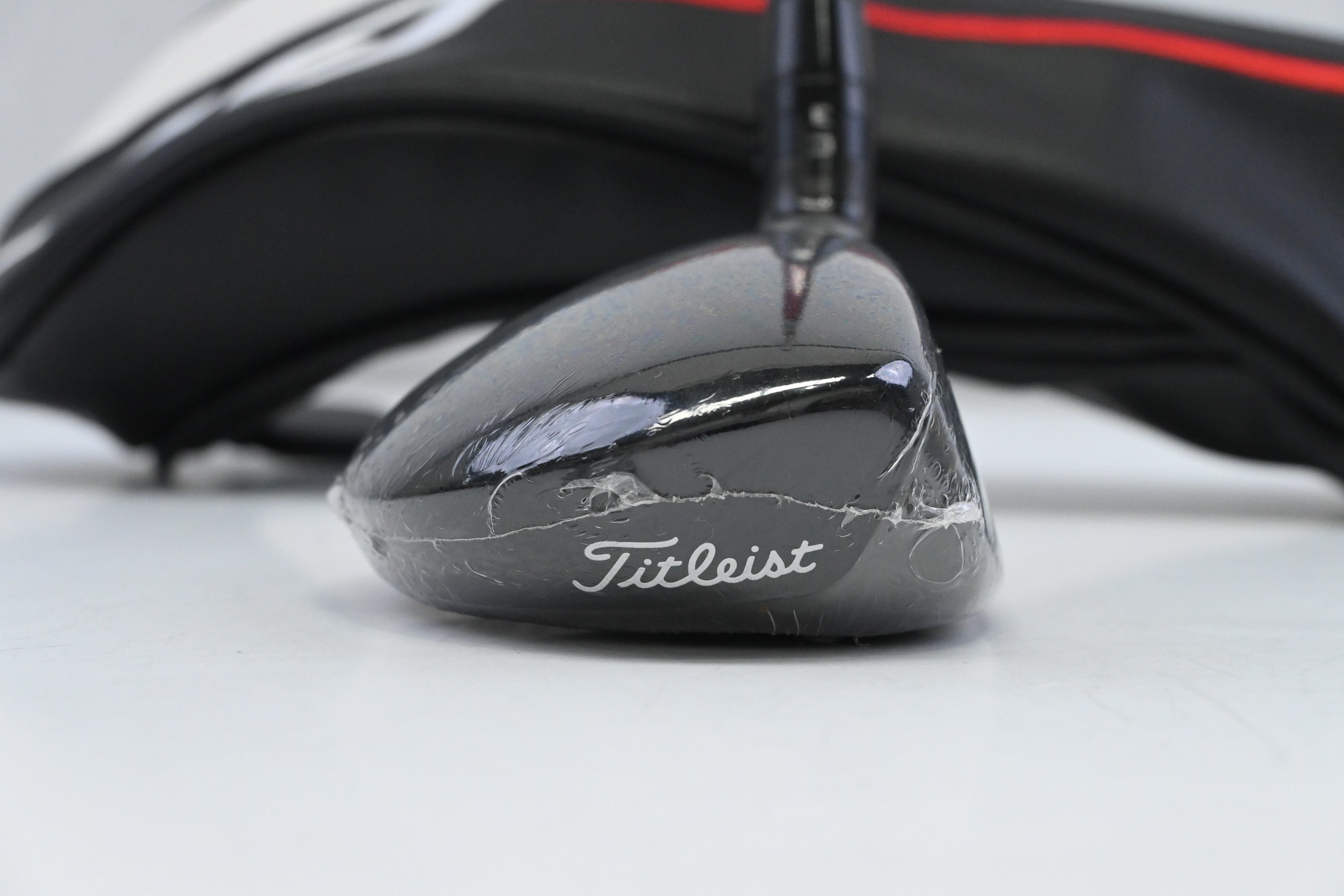 Titleist GT2 #4 Hybrid / 21 Degree / Regular Flex Denali Red 60 Shaft