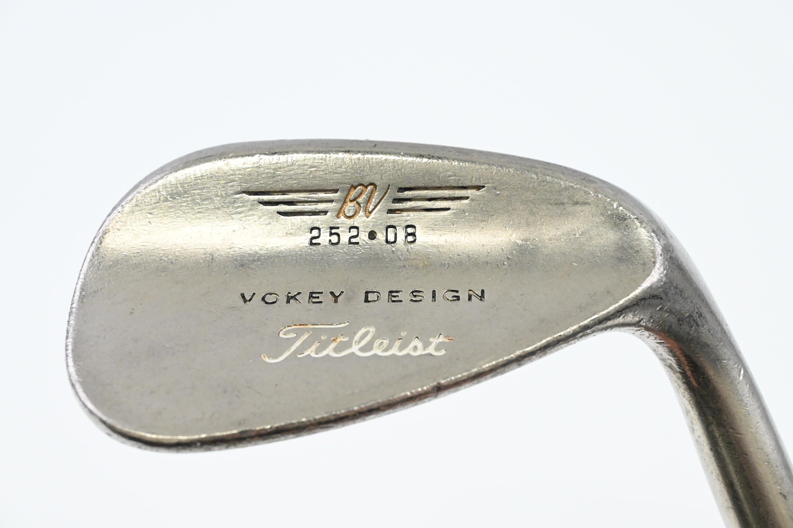 Titleist Vokey Design Gap Wedge / 52 Degree / Wedge Flex Dynamic Gold Shaft