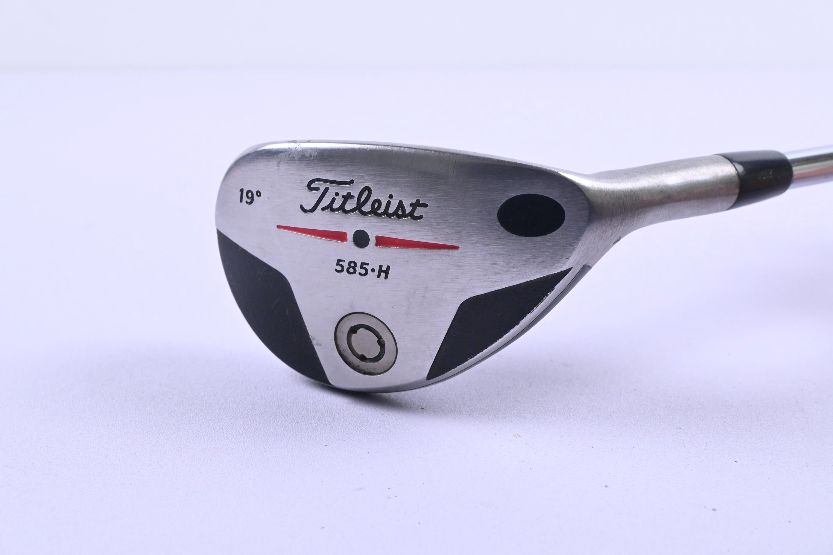 Titleist 585.H #3 Hybrid / 19 Degree / Stiff Flex Dynamic Gold S300 Shaft