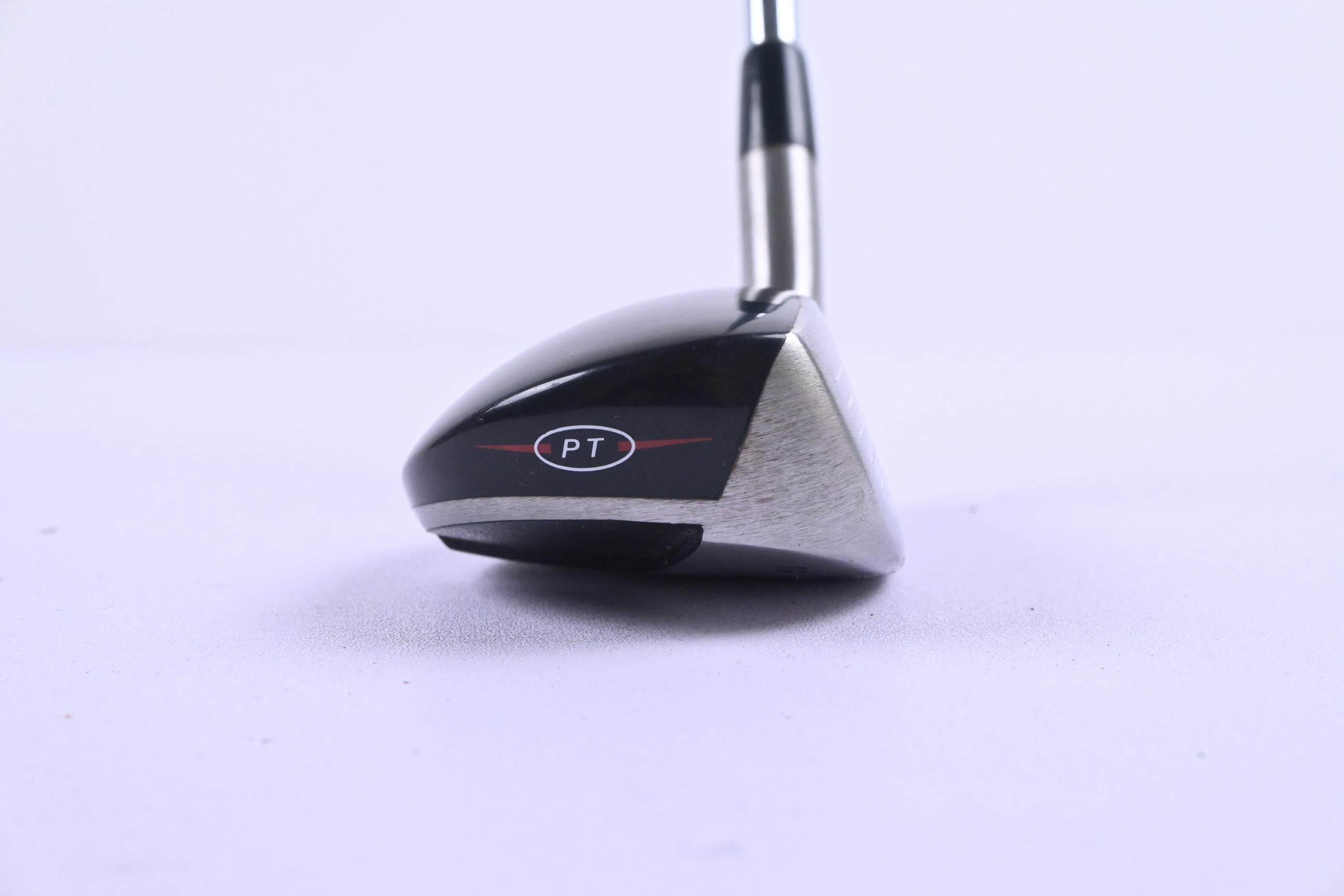 Titleist 585.H #3 Hybrid / 19 Degree / Stiff Flex Dynamic Gold S300 Shaft