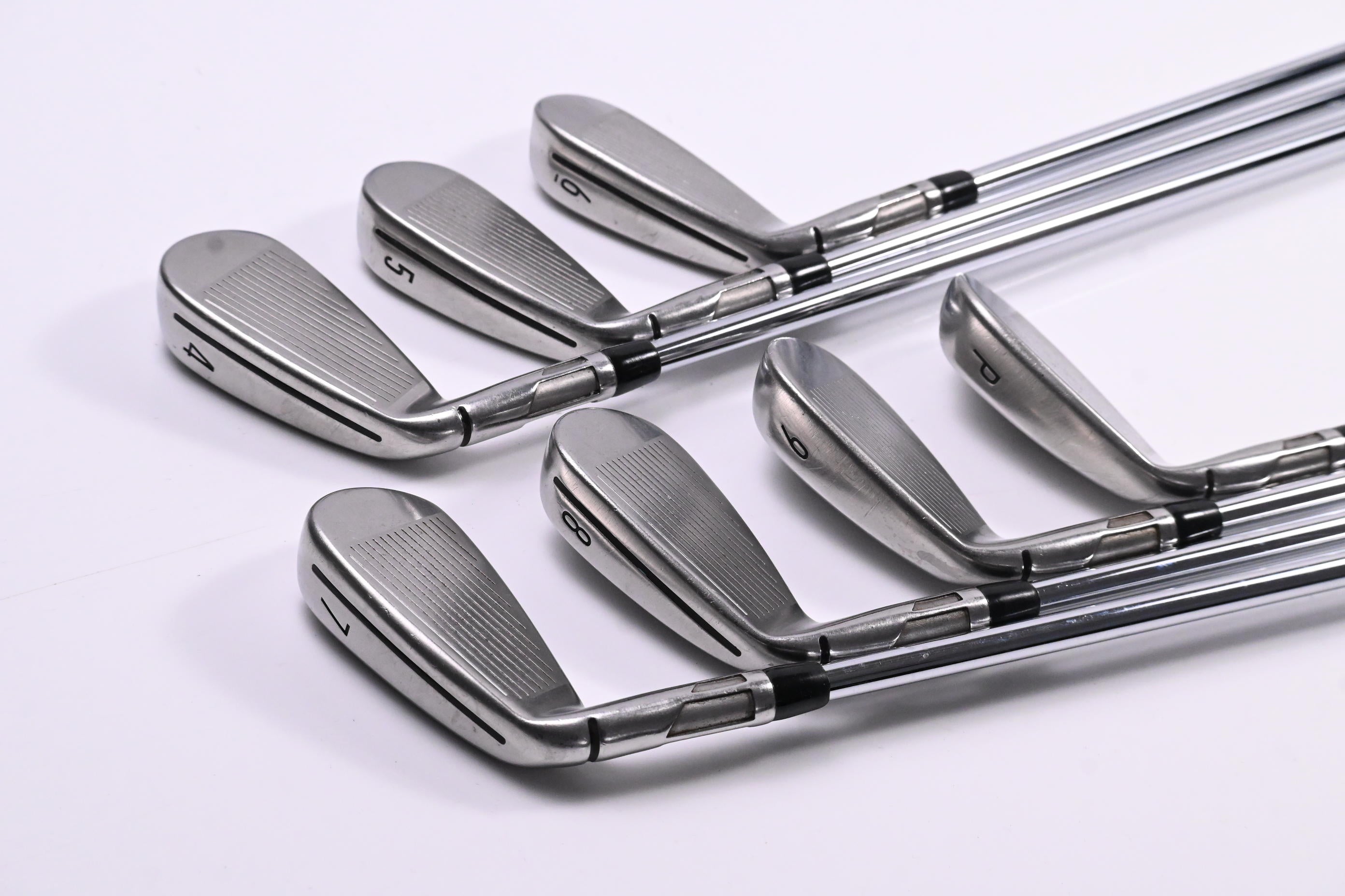 Taylormade SIM2 Max Irons / 4-PW / Regular Flex Steel Shafts