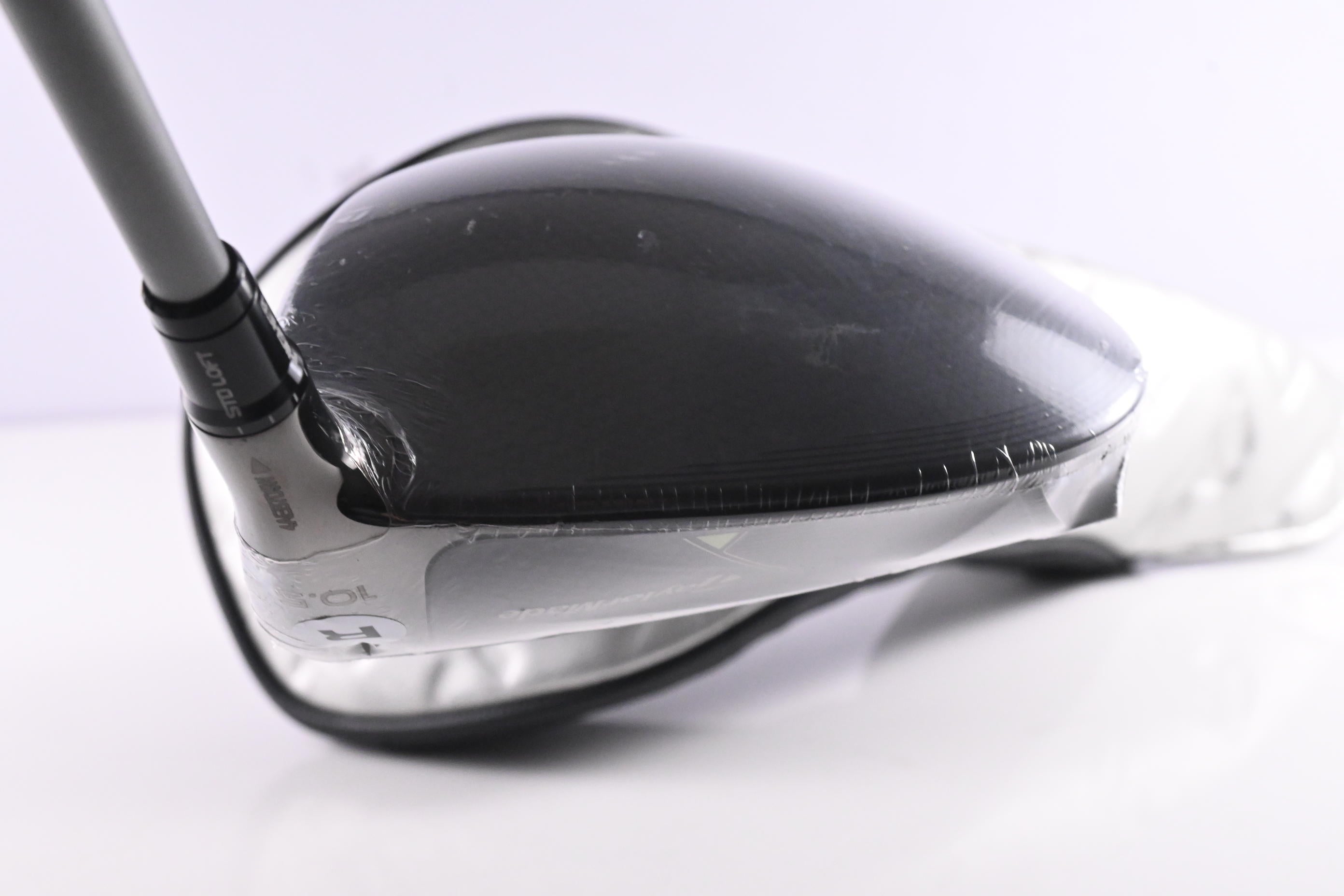 Taylormade Qi35 Driver / 10.5 Degree / Regular Flex Air Speeder 50 Shaft