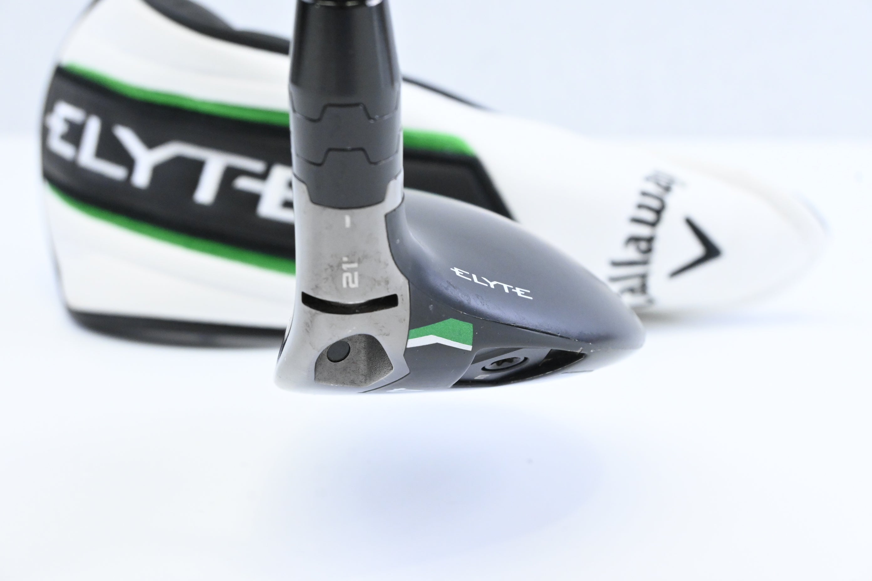 Callaway Elyte X #4 Hybrid / 21 Degree / Senior Flex Vanquish 5 Shaft