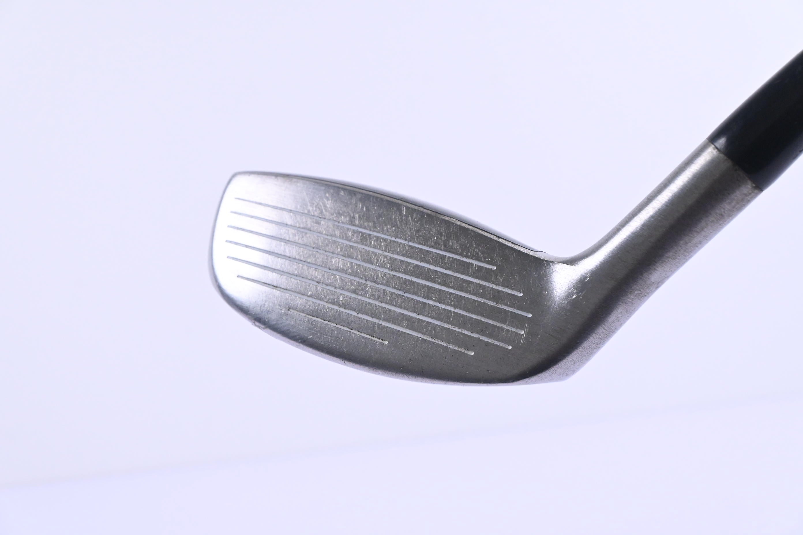 Titleist 585.H #3 Hybrid / 19 Degree / Stiff Flex Dynamic Gold S300 Shaft
