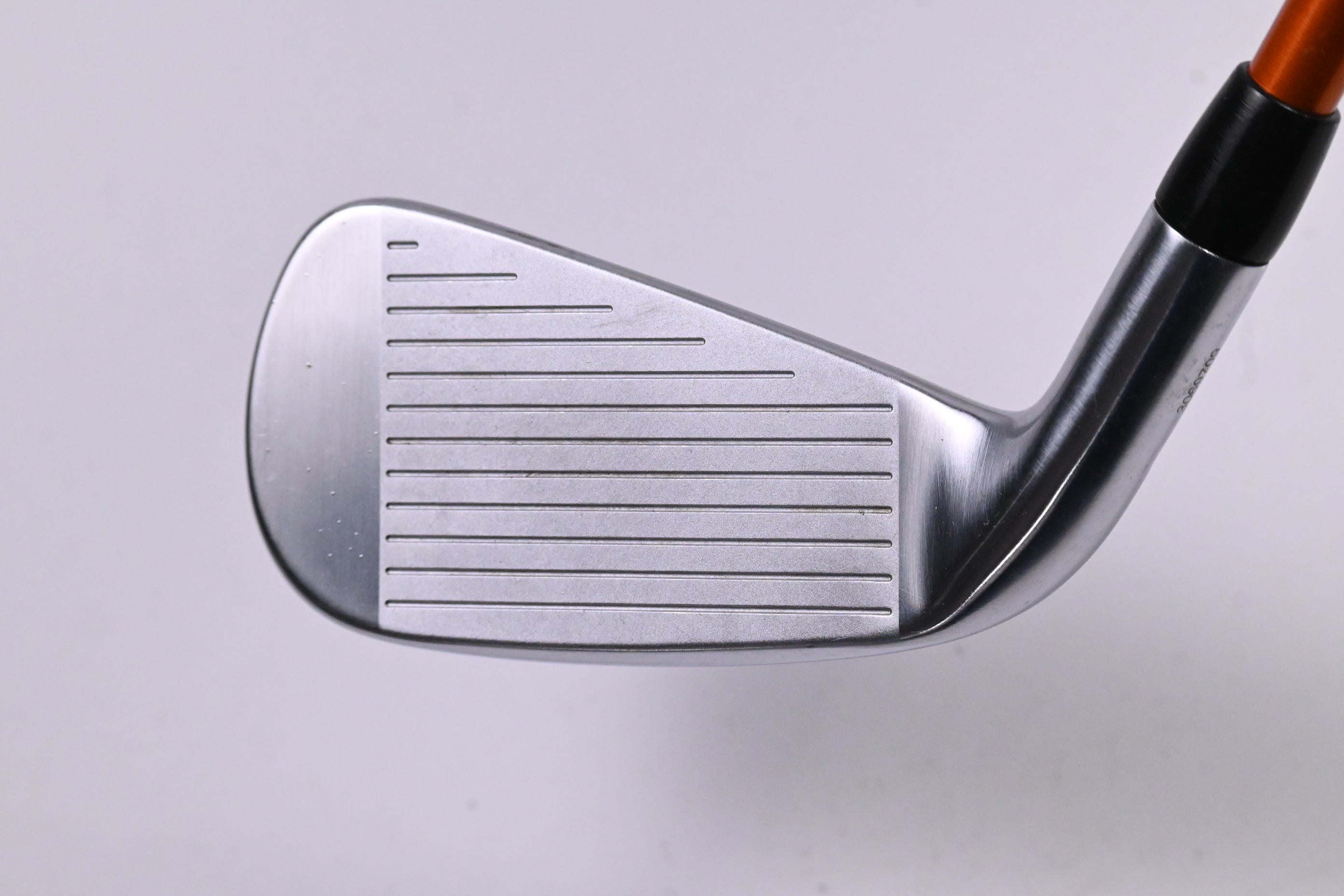 Titleist U505 #2 Iron / 18 Degree / Stiff Flex Graphite Design Tour AD DI-85