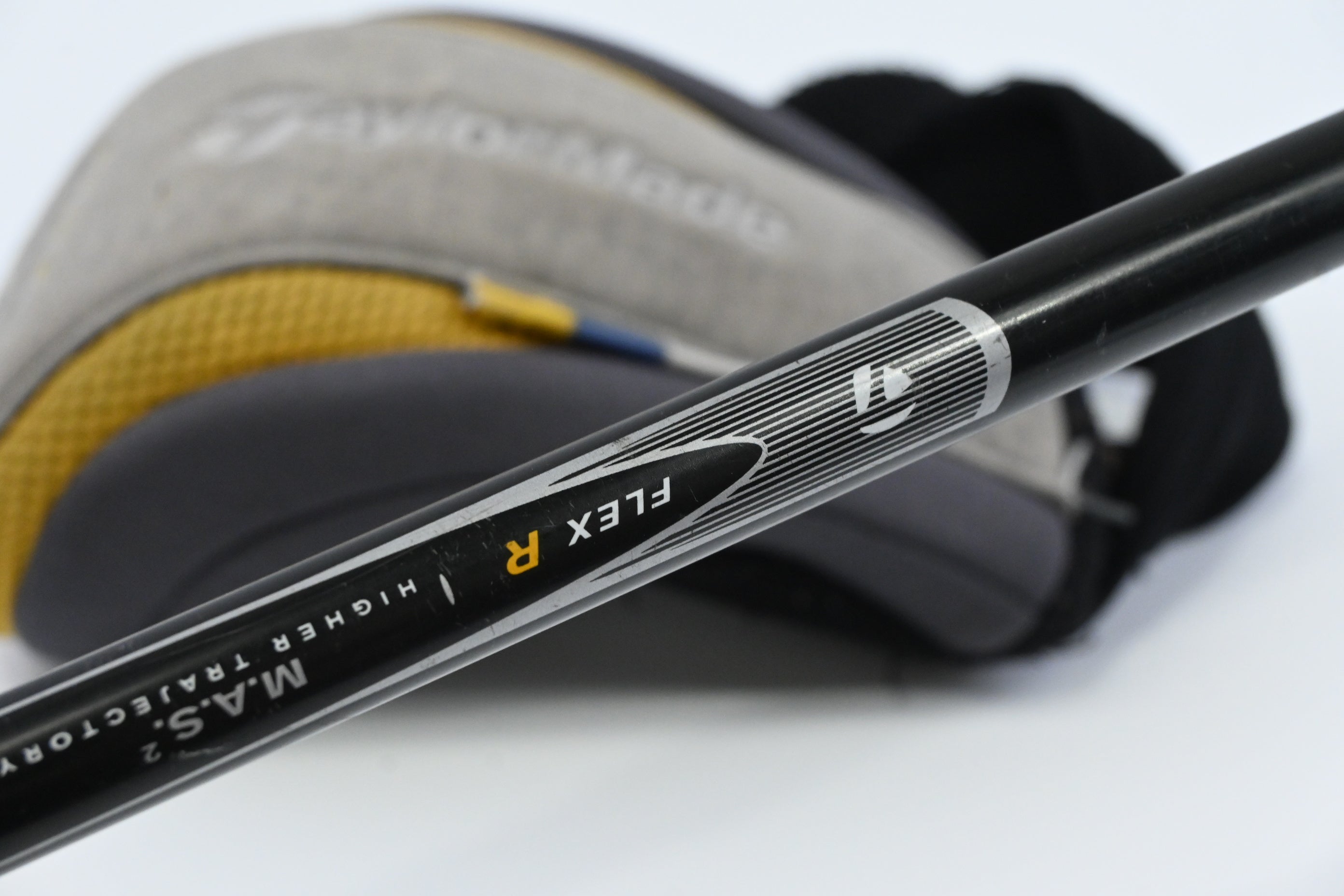 Taylormade R540 Driver / 10.5 Degree / Regular Flex Taylormade MAS 70 Shaft