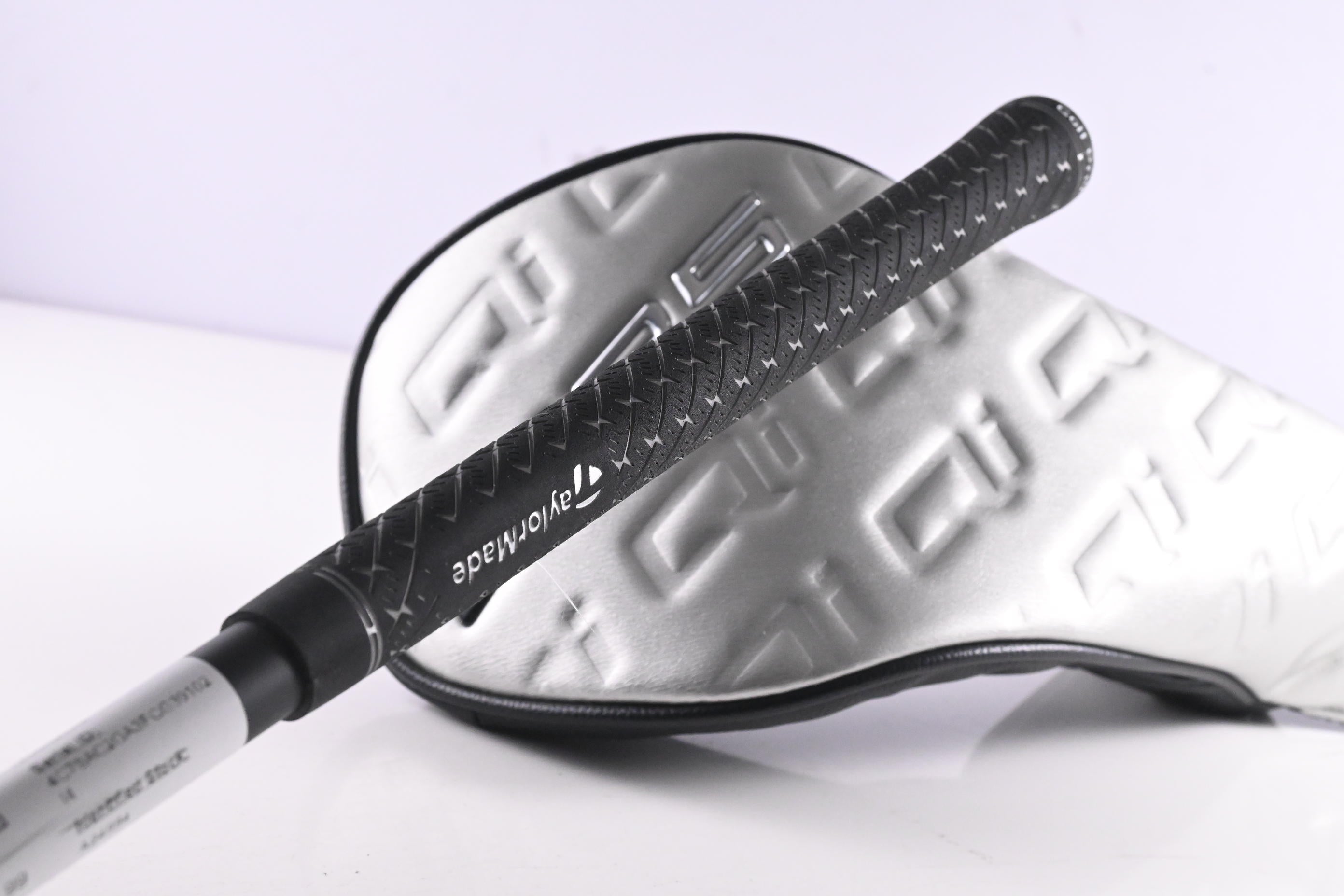Taylormade Qi35 Driver / 10.5 Degree / Regular Flex Air Speeder 50 Shaft