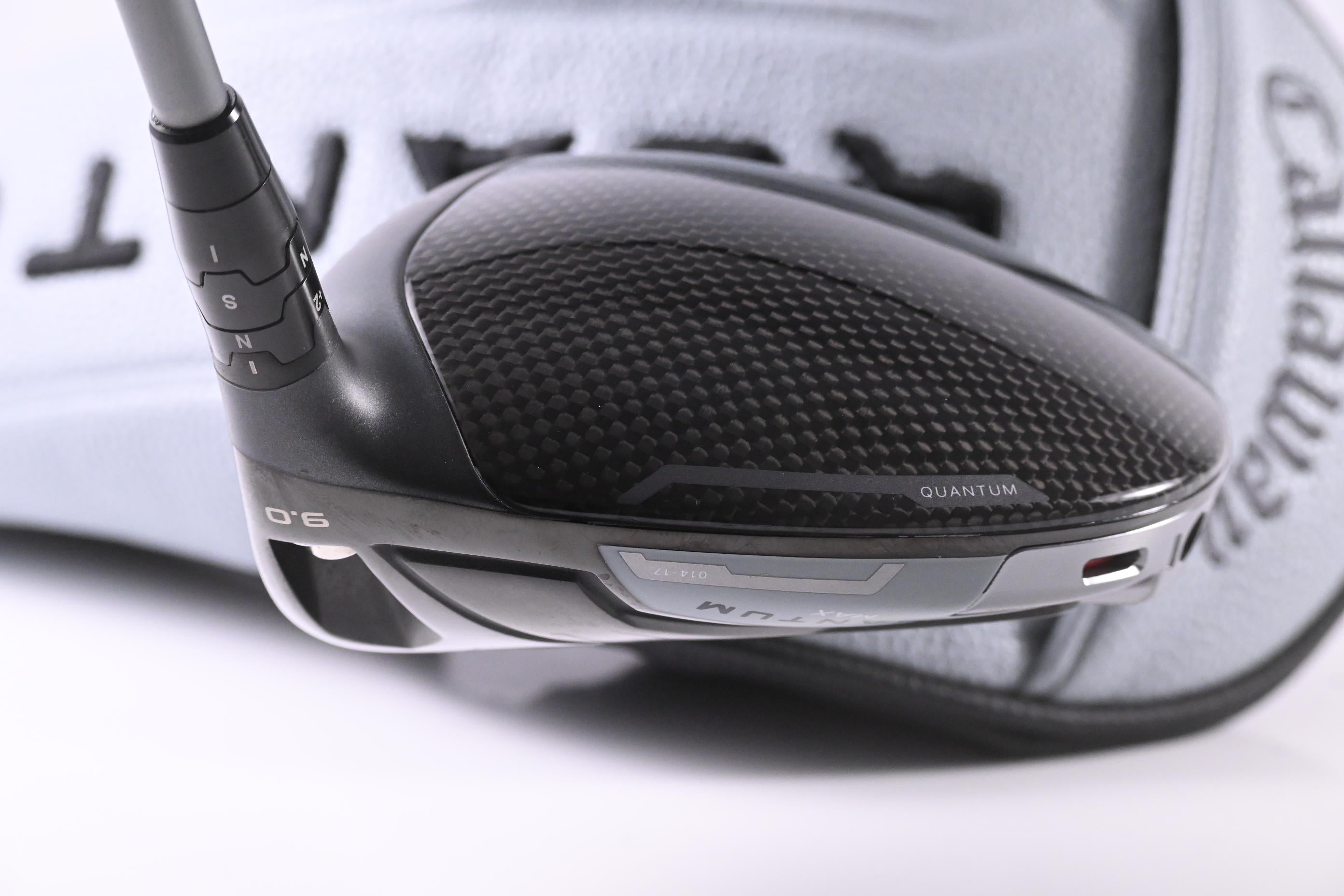 Callaway Quantum Max Driver / 9 Degree / Stiff Flex Denali Frost Silver 60